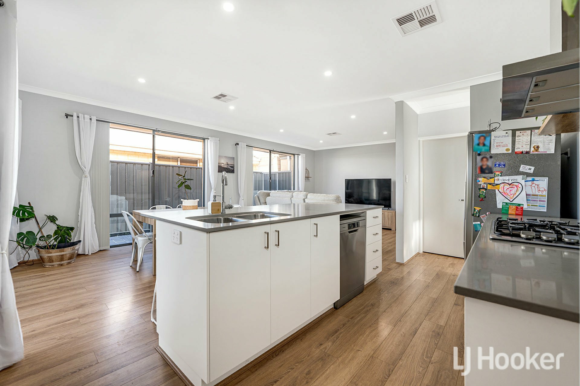 12 Paignton Avenue, WELLARD