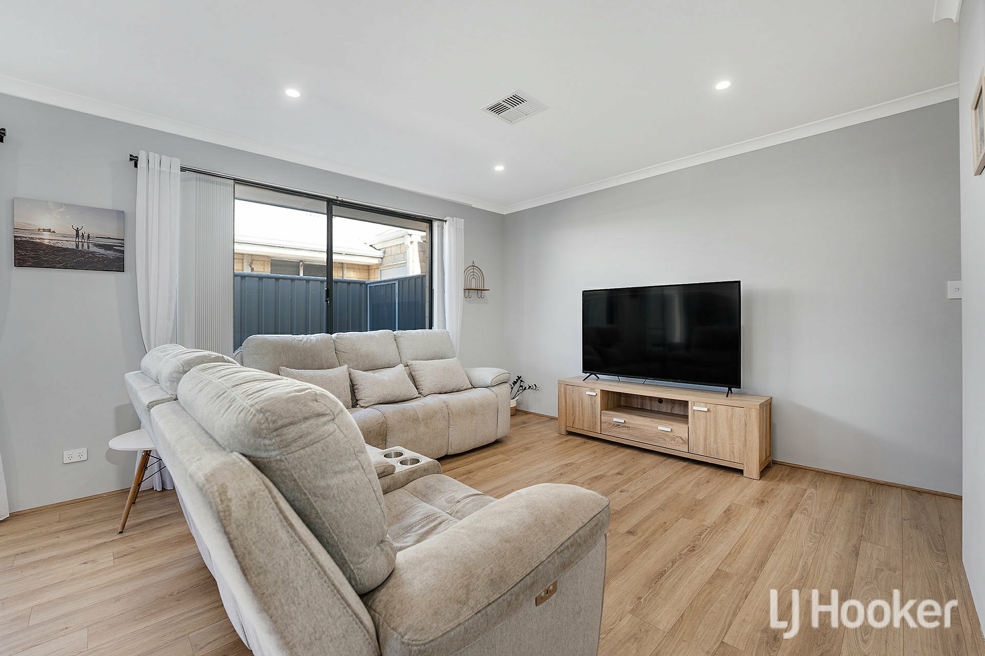 12 Paignton Avenue, WELLARD