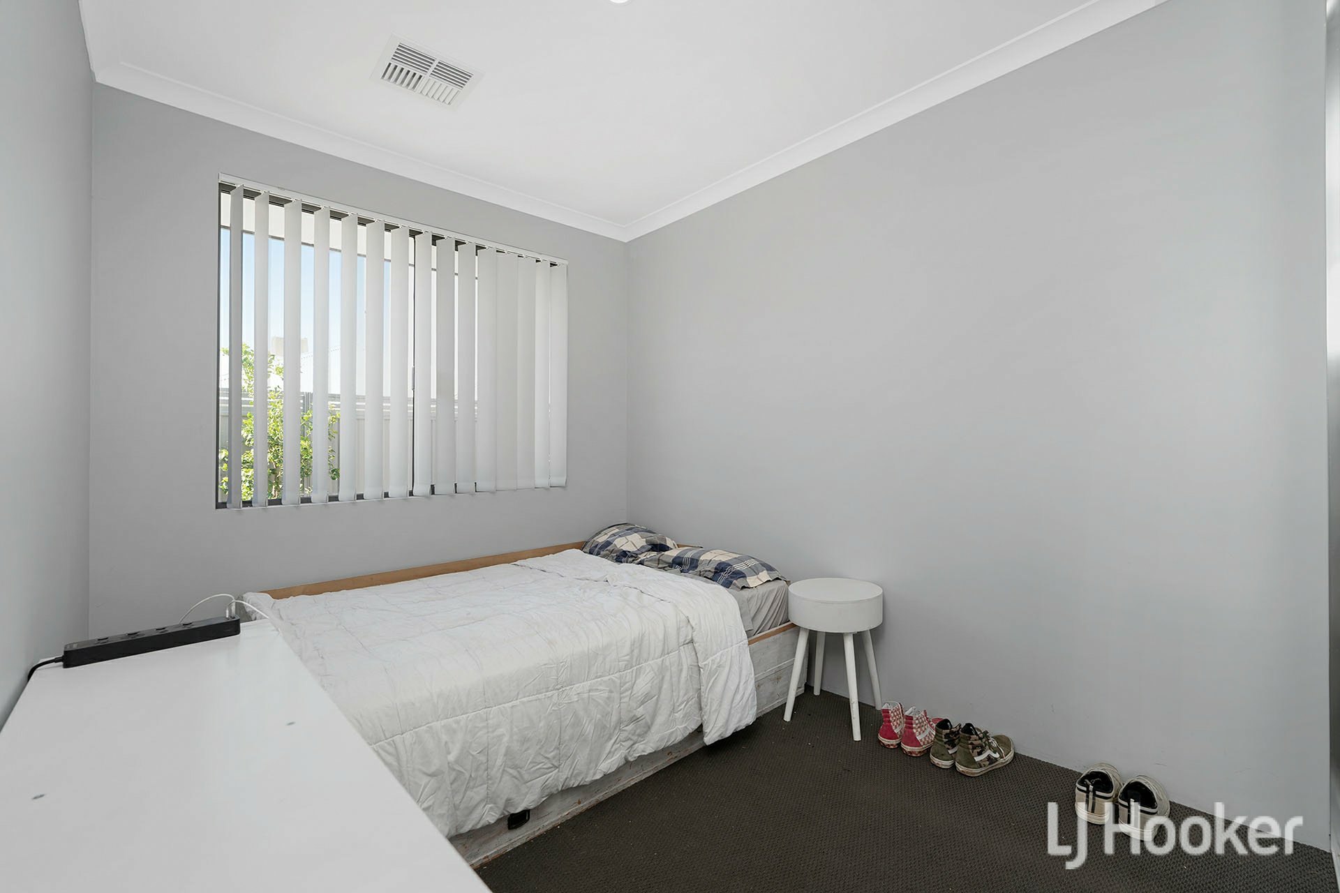 12 Paignton Avenue, WELLARD