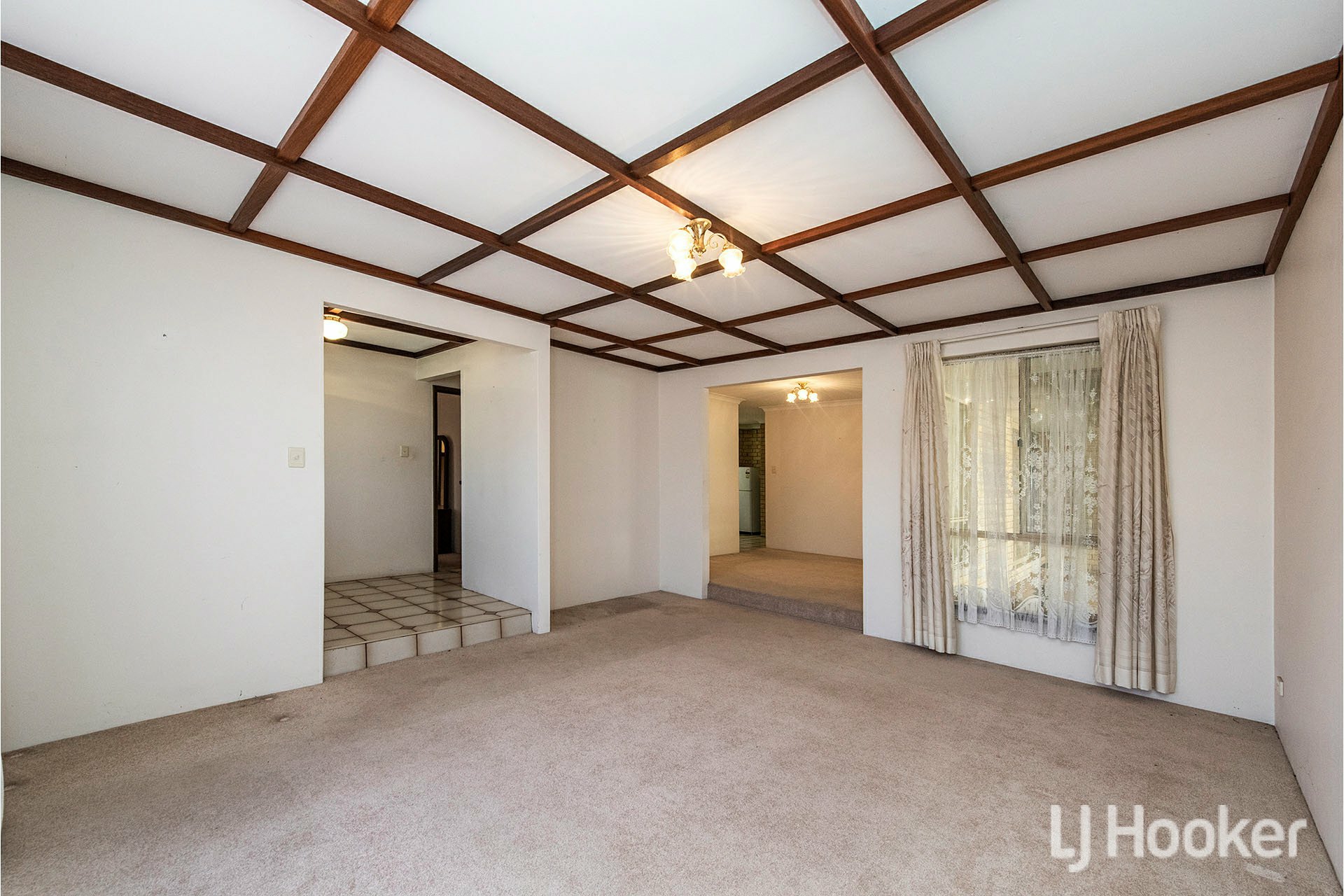 16 Geographe Way, THORNLIE