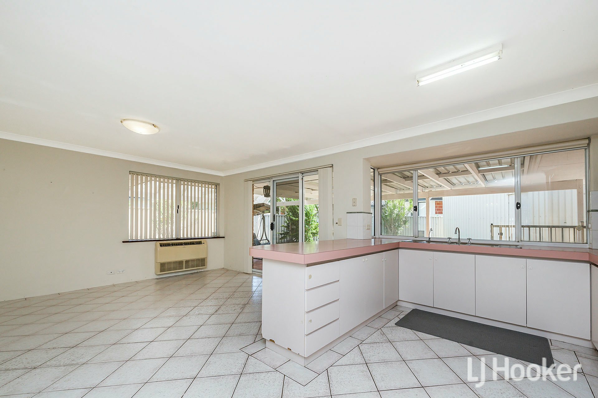 5 Melvin Avenue, THORNLIE