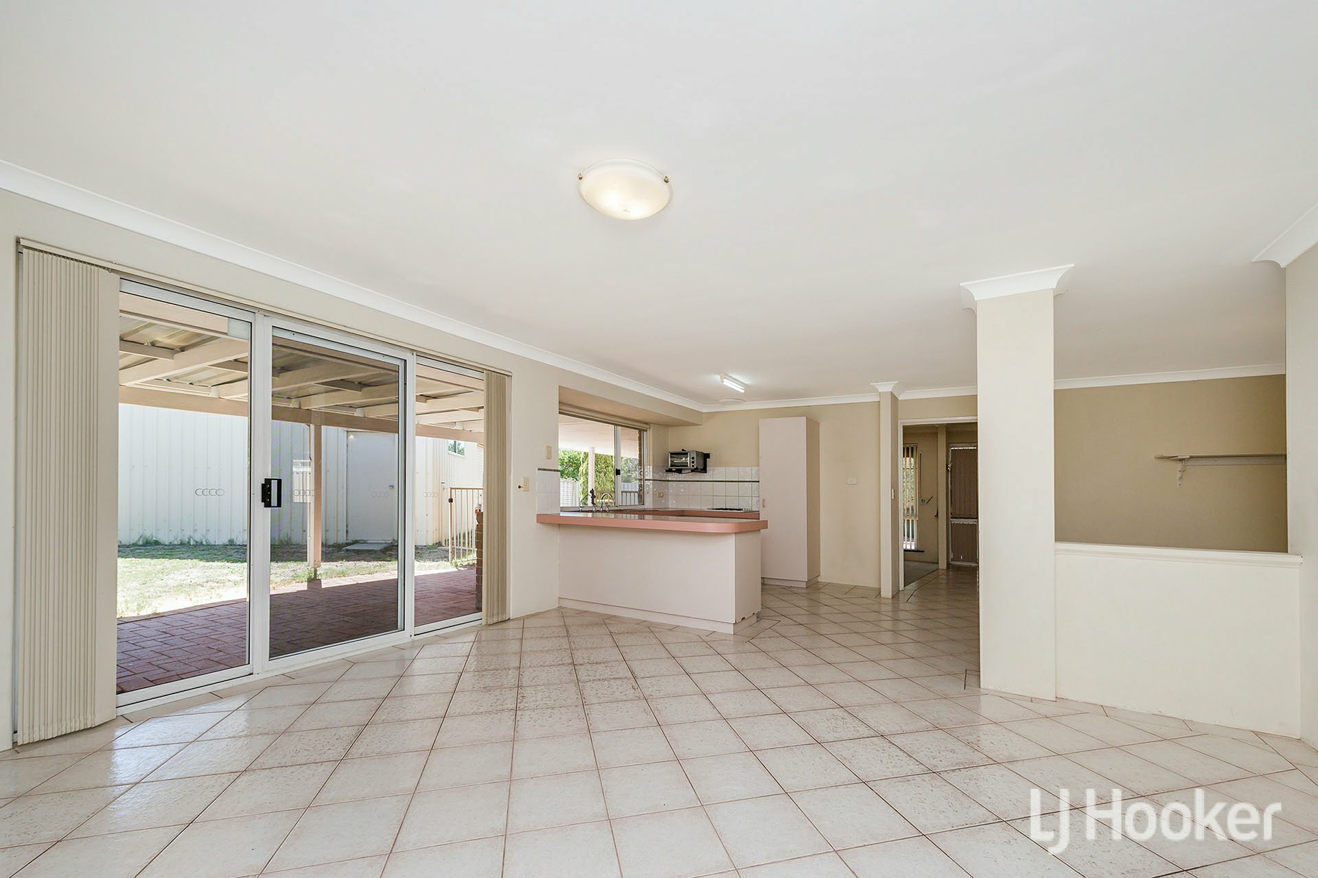 5 Melvin Avenue, THORNLIE