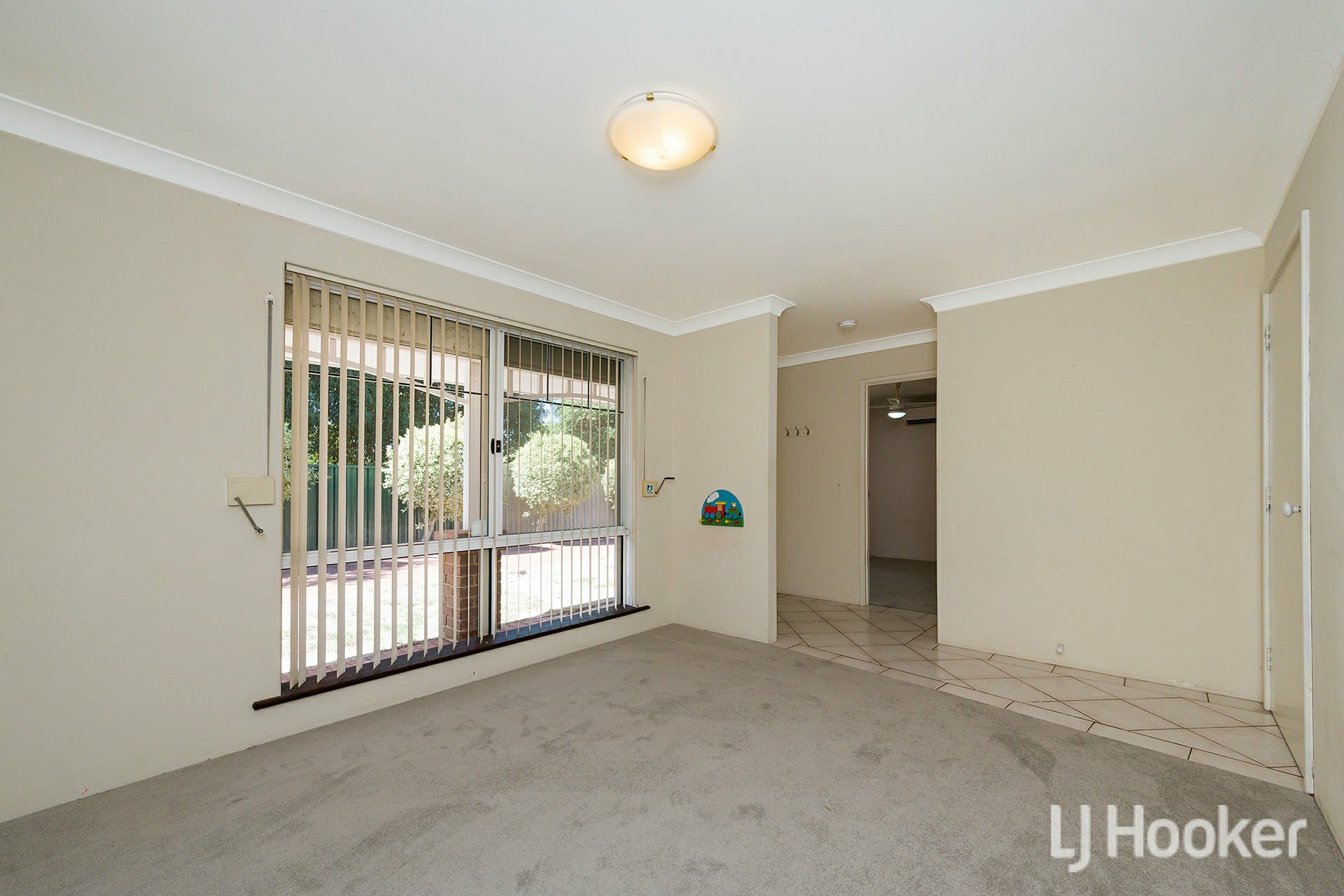 5 Melvin Avenue, THORNLIE
