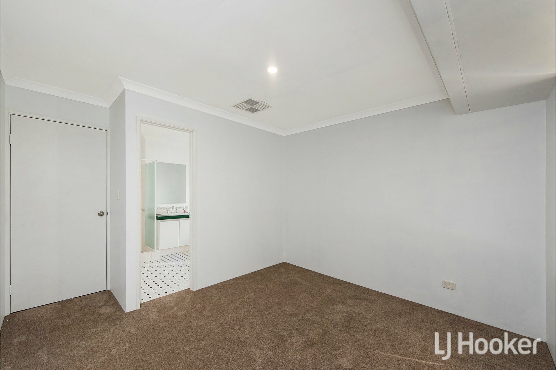18 Phoenix Drive, KENWICK