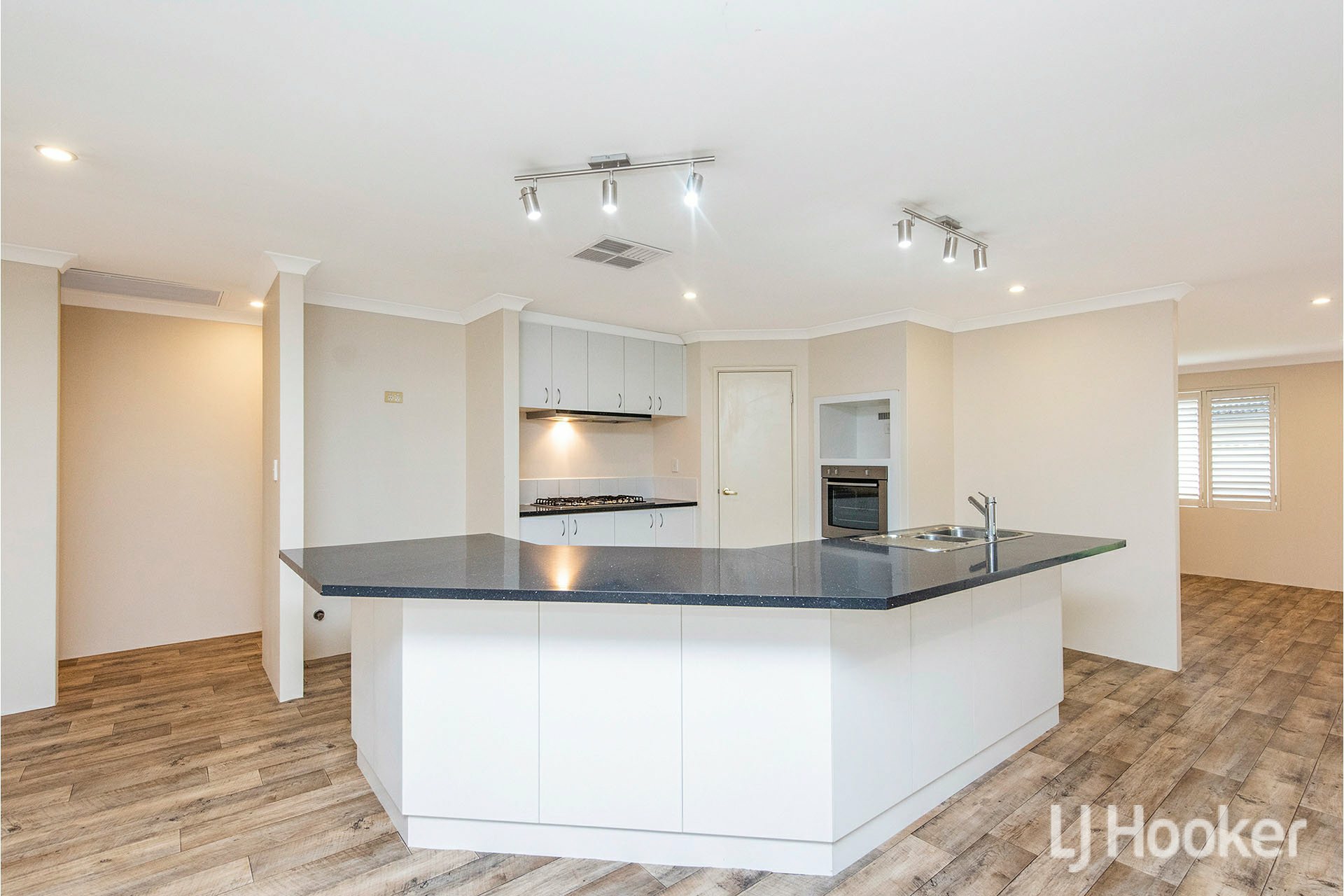 1 Southampton Drive, PIARA WATERS