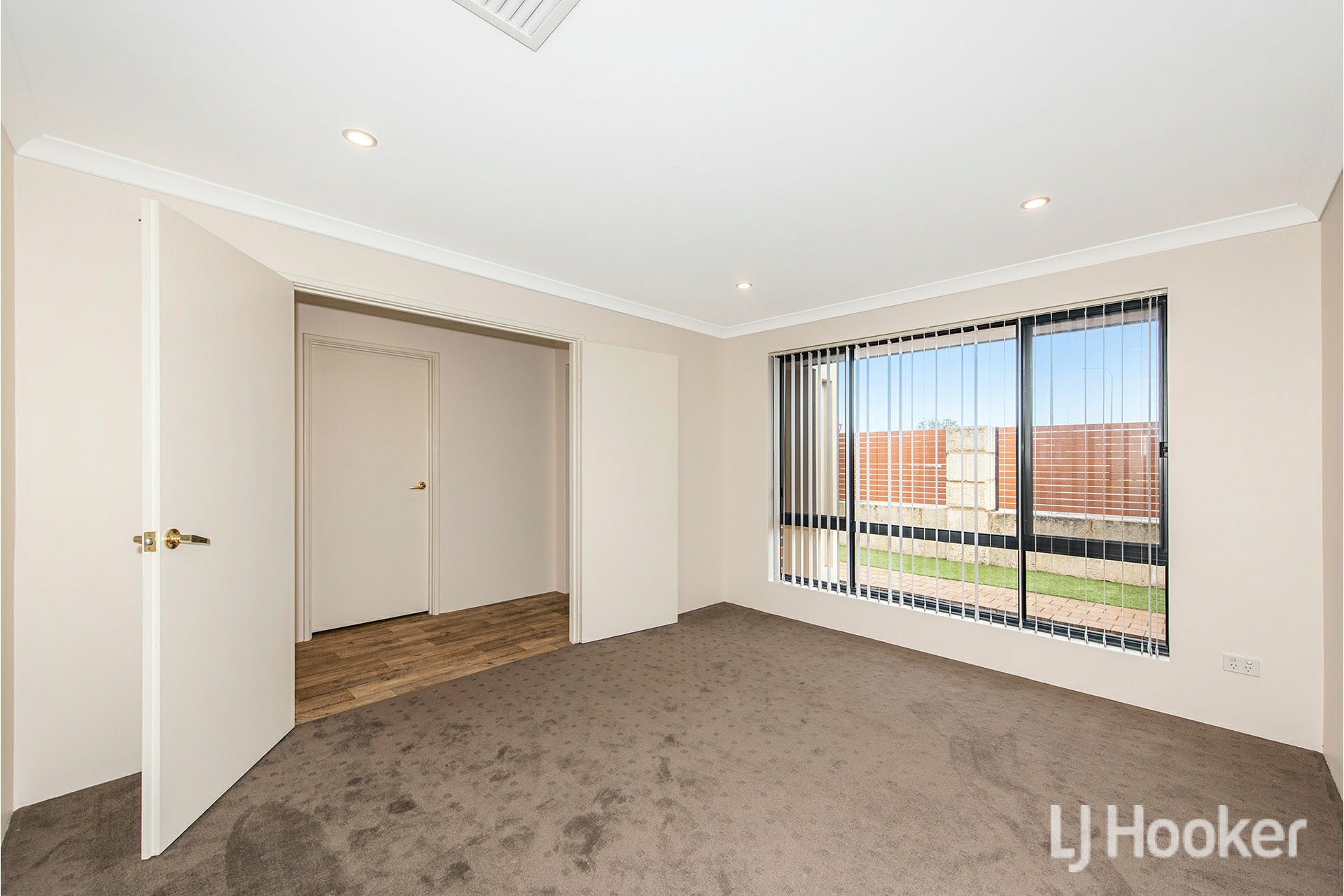 1 Southampton Drive, PIARA WATERS