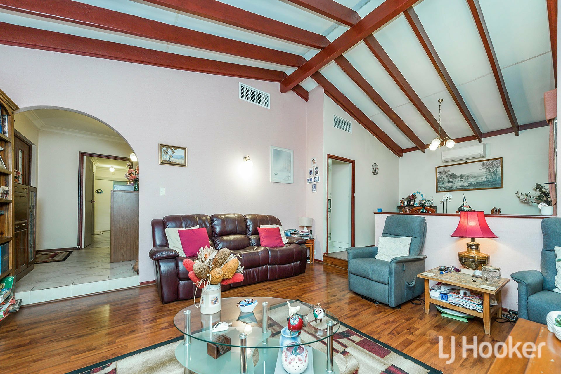 9 Lorenzo Street, THORNLIE