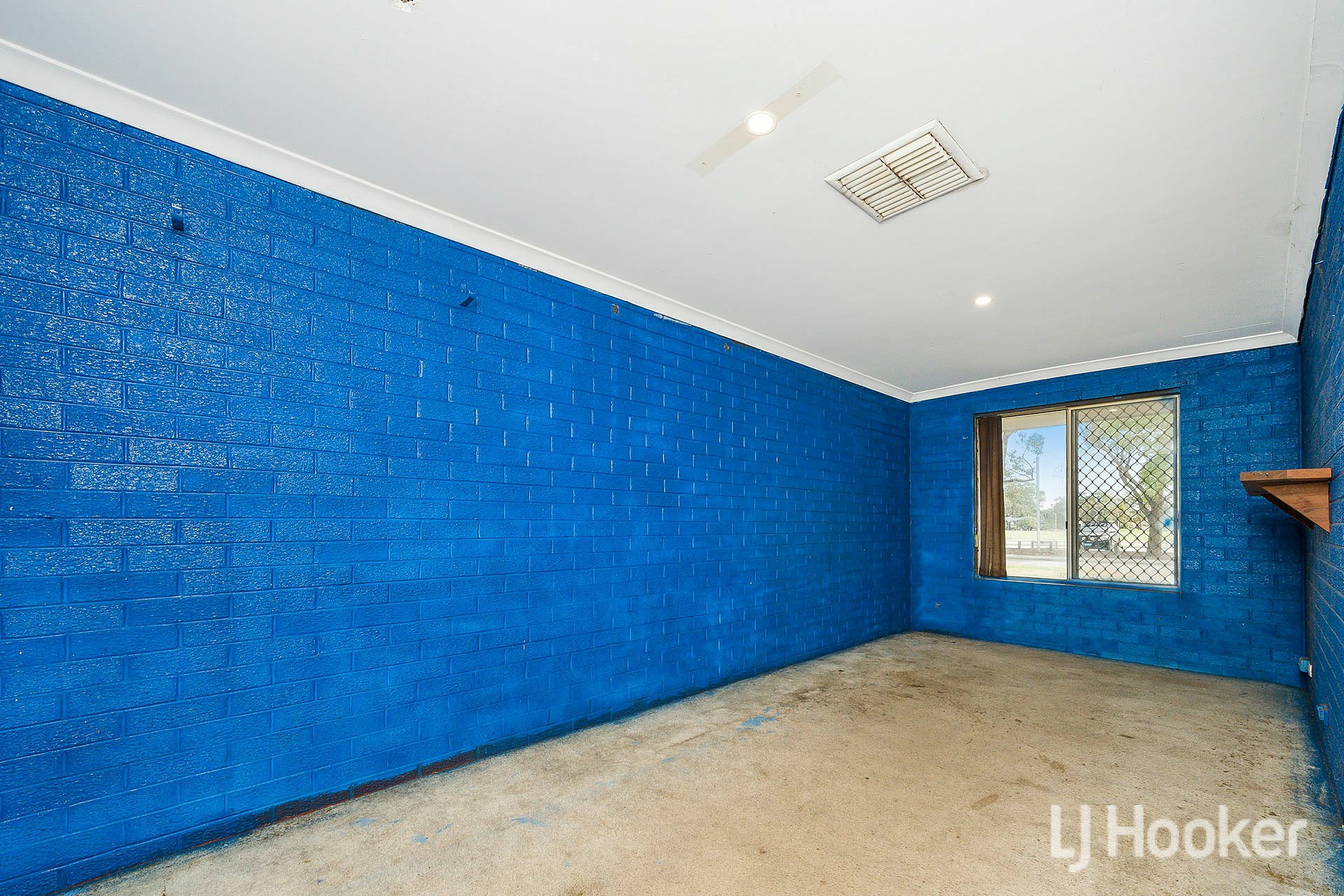 8 Cassidy Road, THORNLIE