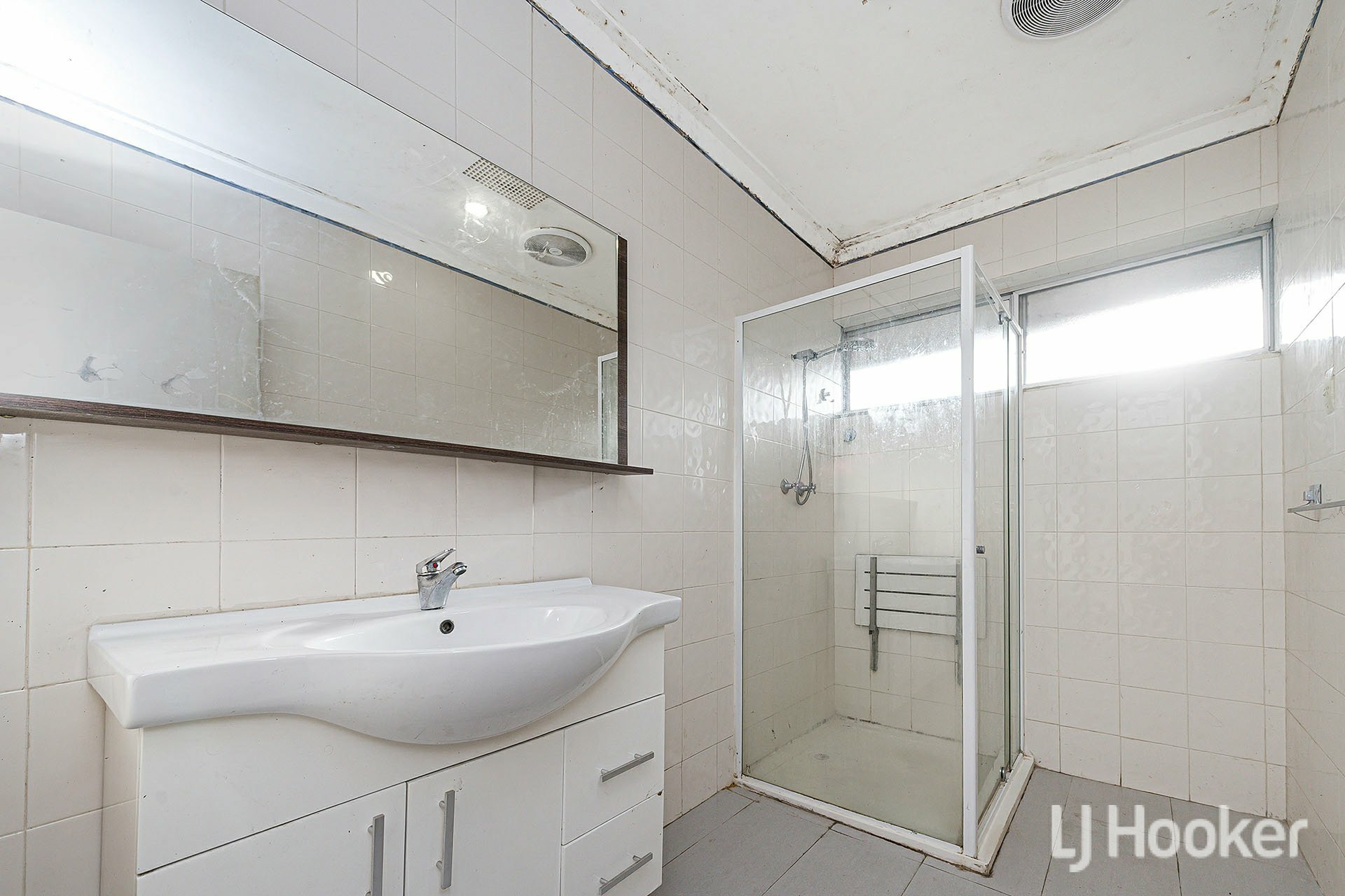 8 Cassidy Road, THORNLIE