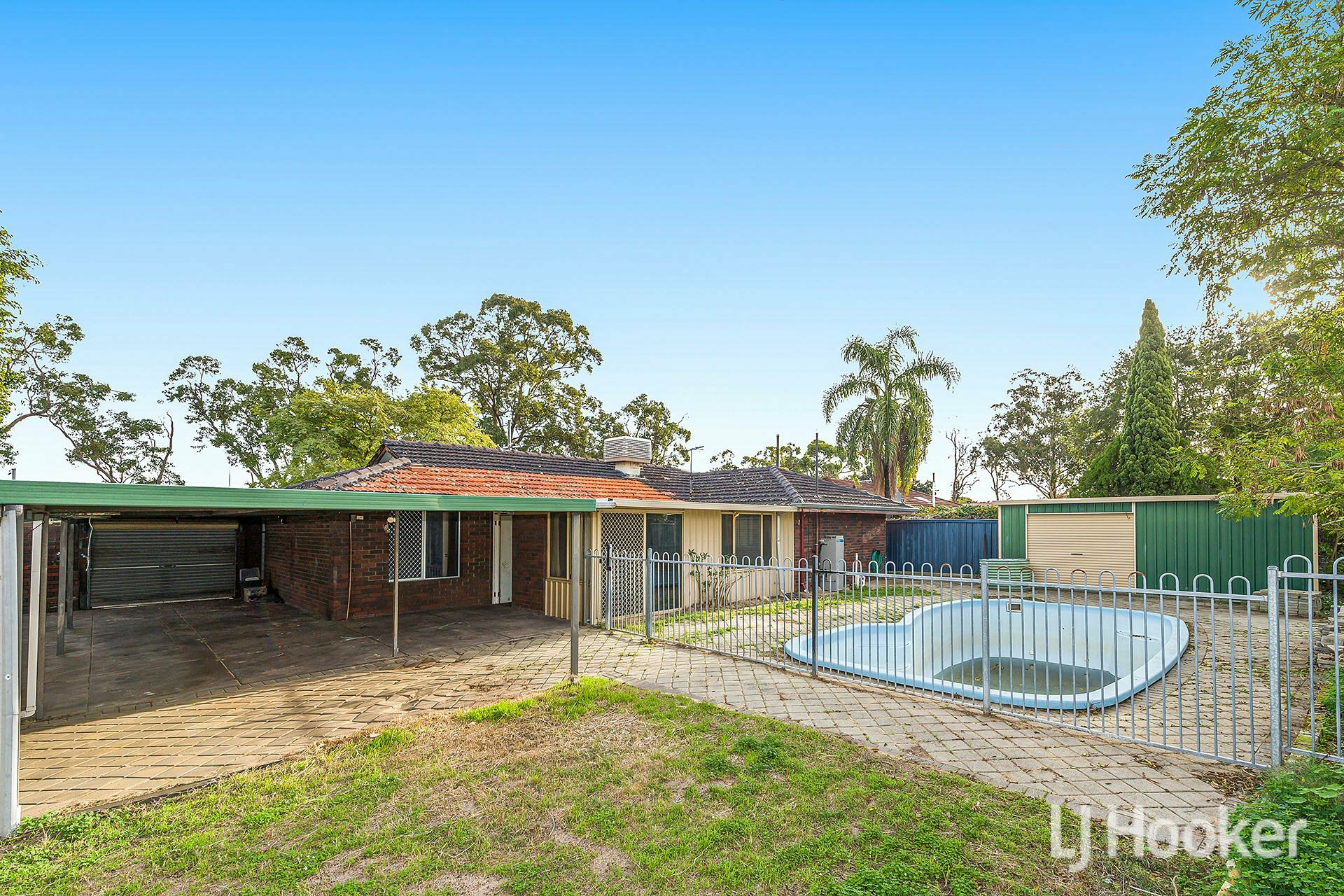 8 Cassidy Road, THORNLIE