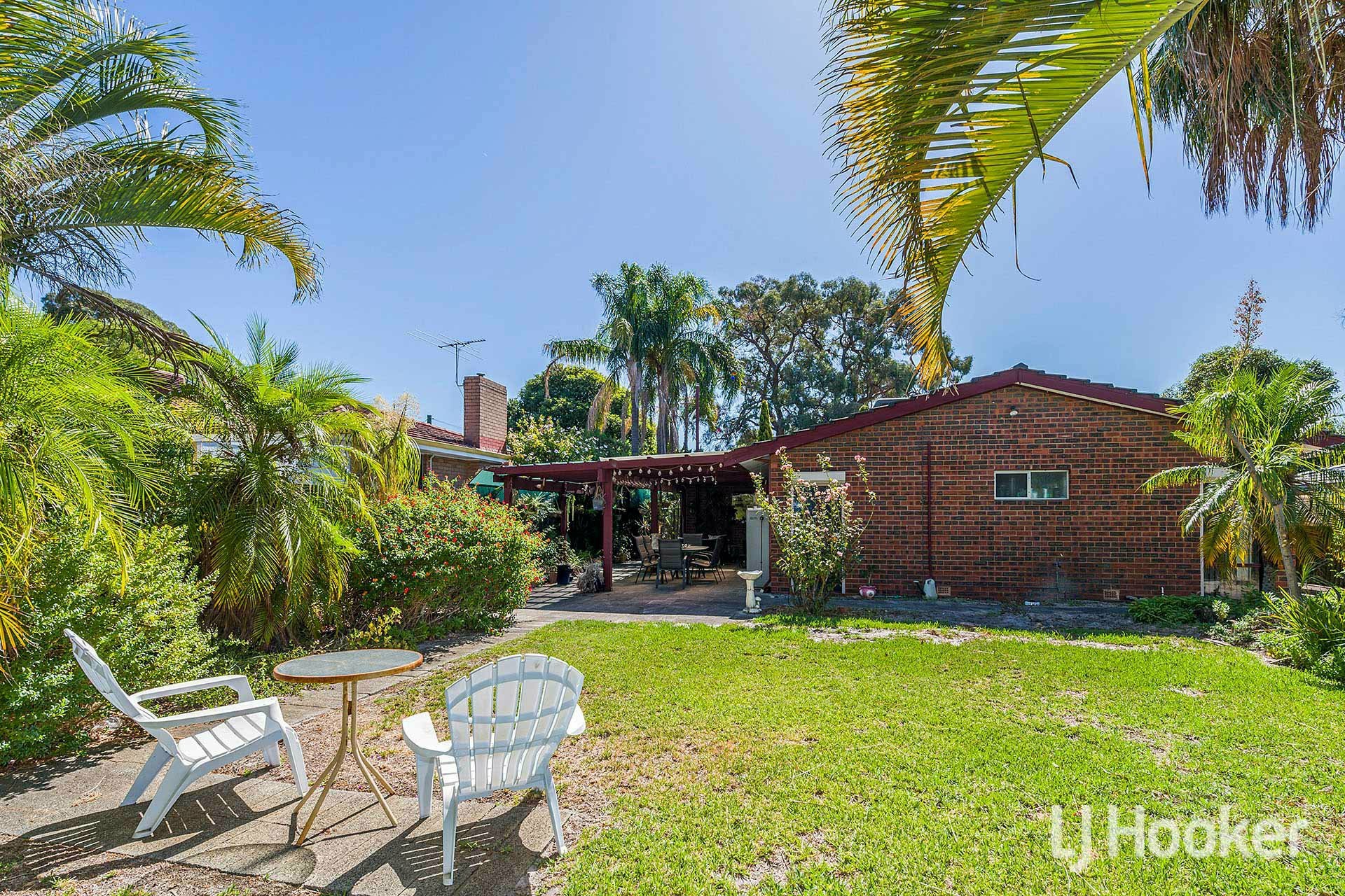 9 Lorenzo Street, THORNLIE