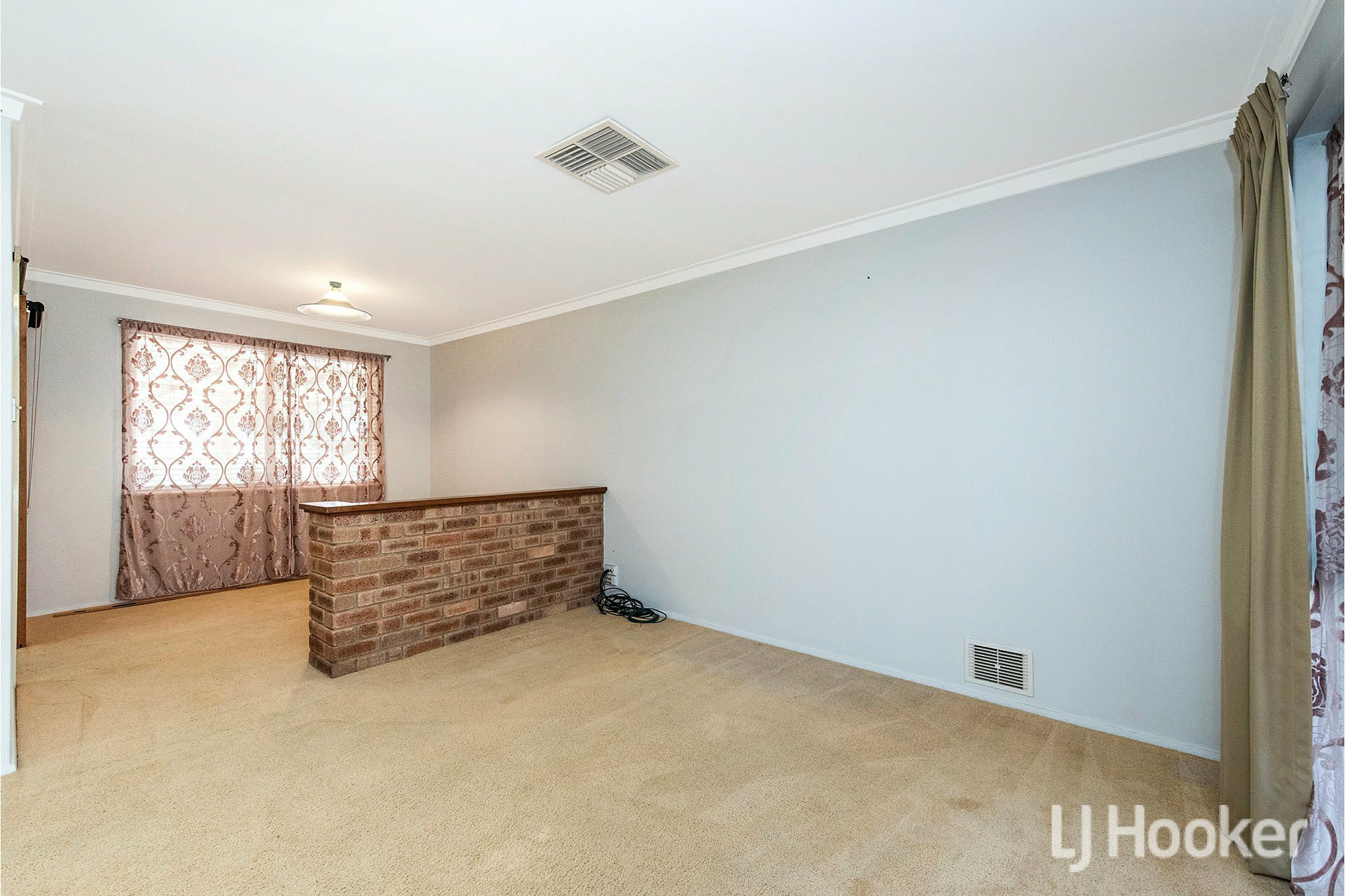 15 Rushbrook Way, THORNLIE