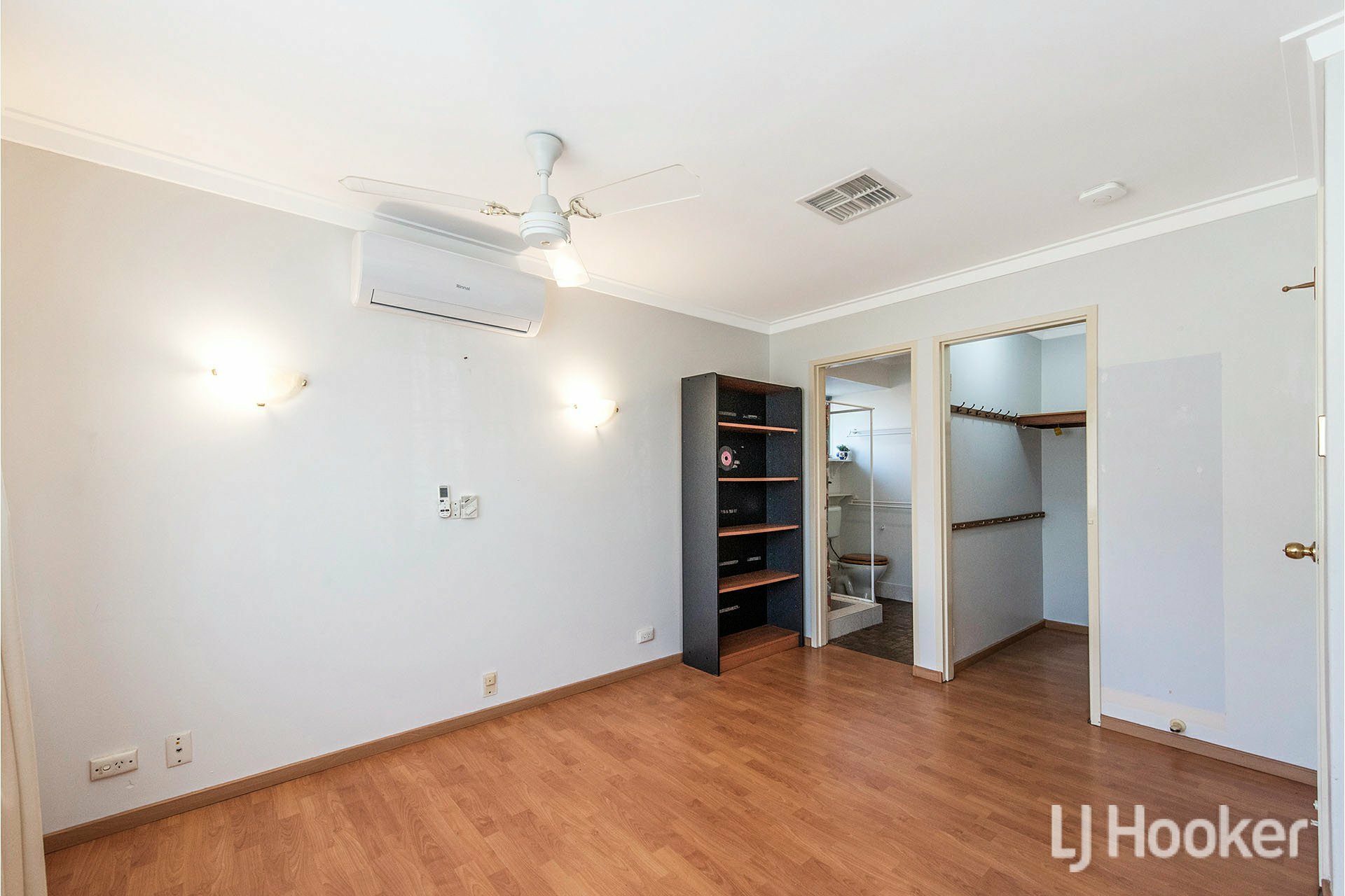 15 Rushbrook Way, THORNLIE