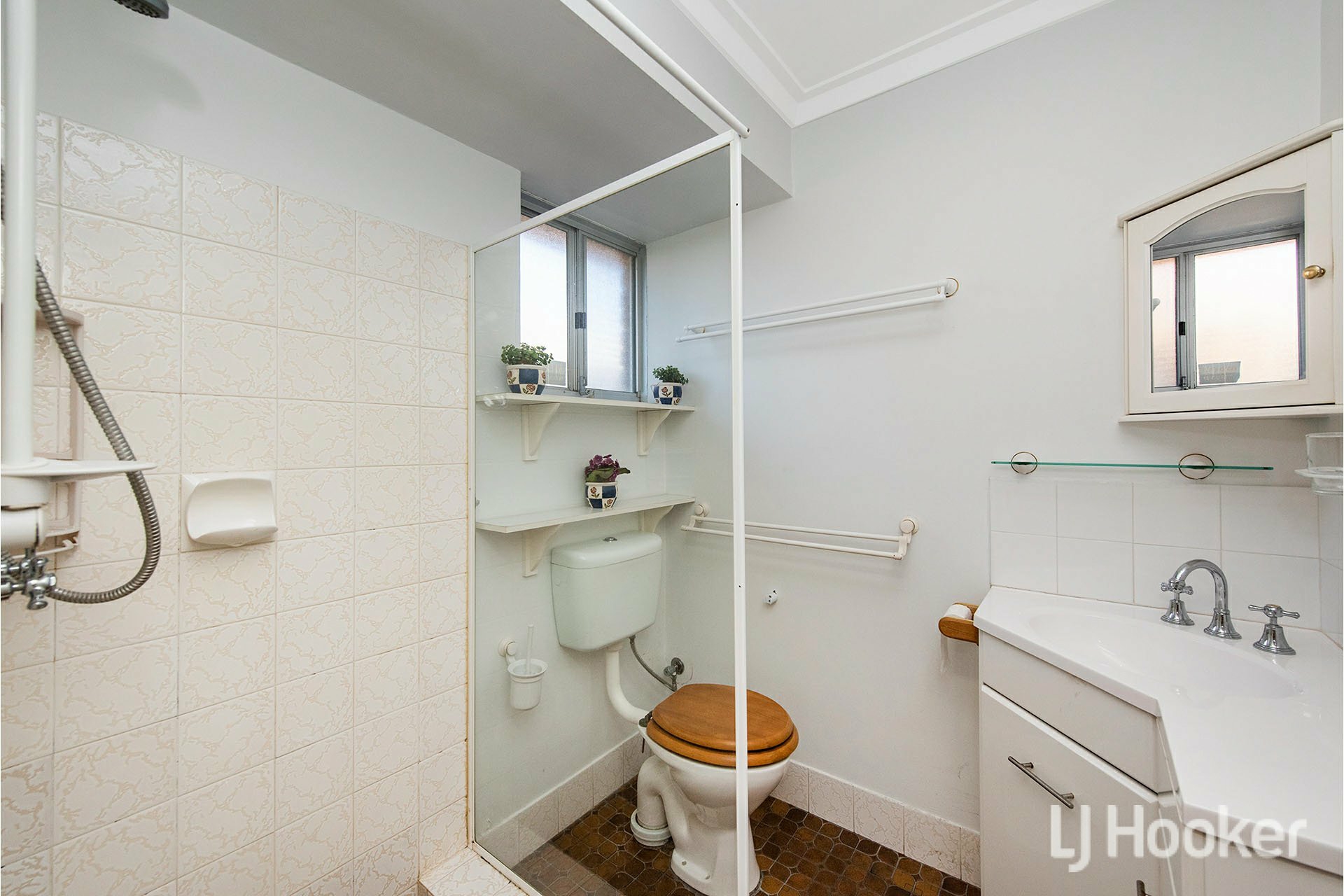 15 Rushbrook Way, THORNLIE
