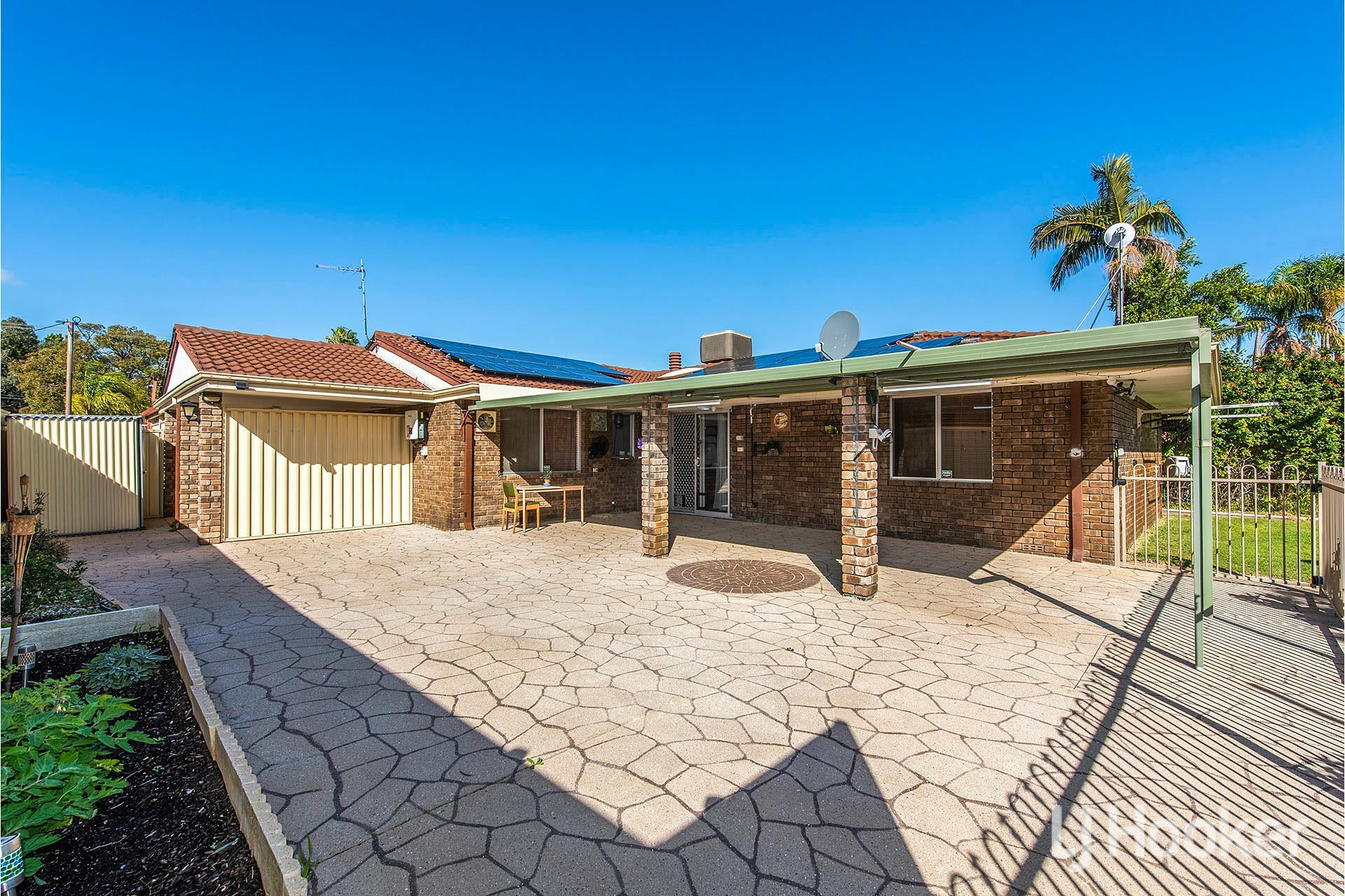 15 Rushbrook Way, THORNLIE