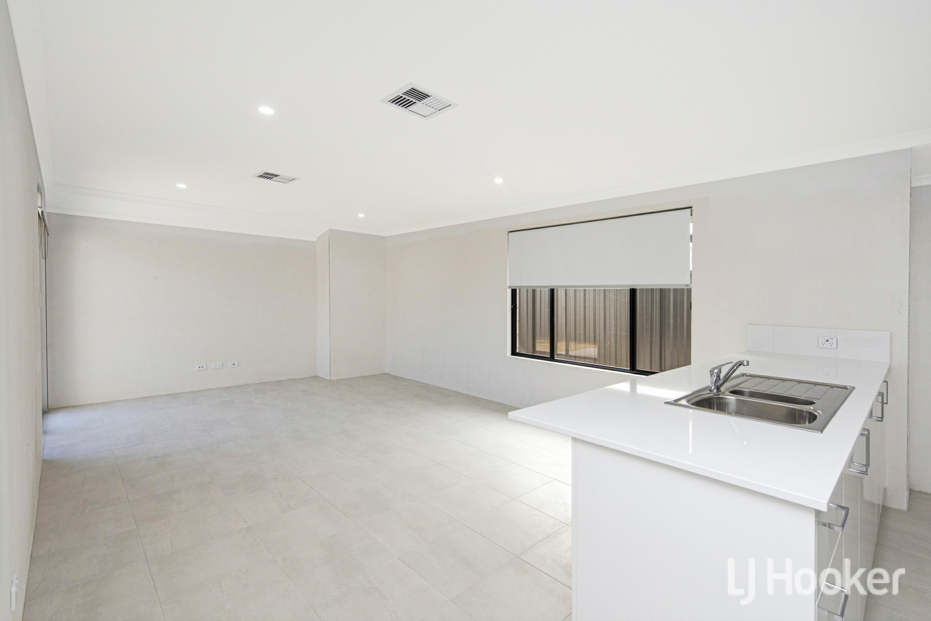 20 Karapiro Street, CHAMPION LAKES