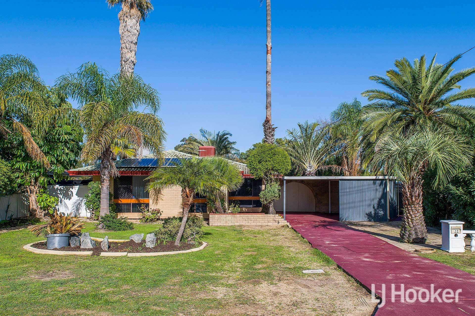 12 Tomlinson Place, ARMADALE