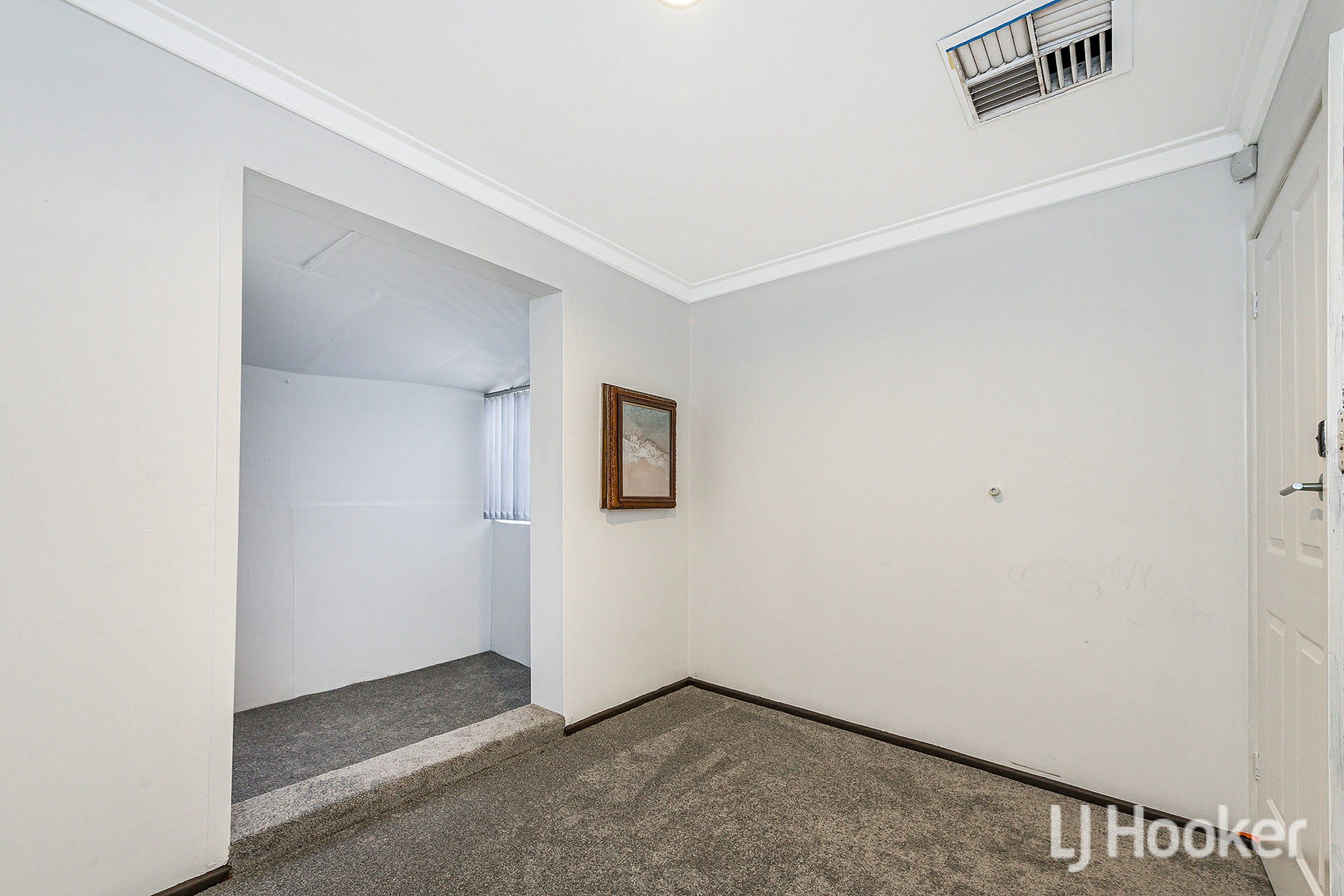12 Tomlinson Place, ARMADALE