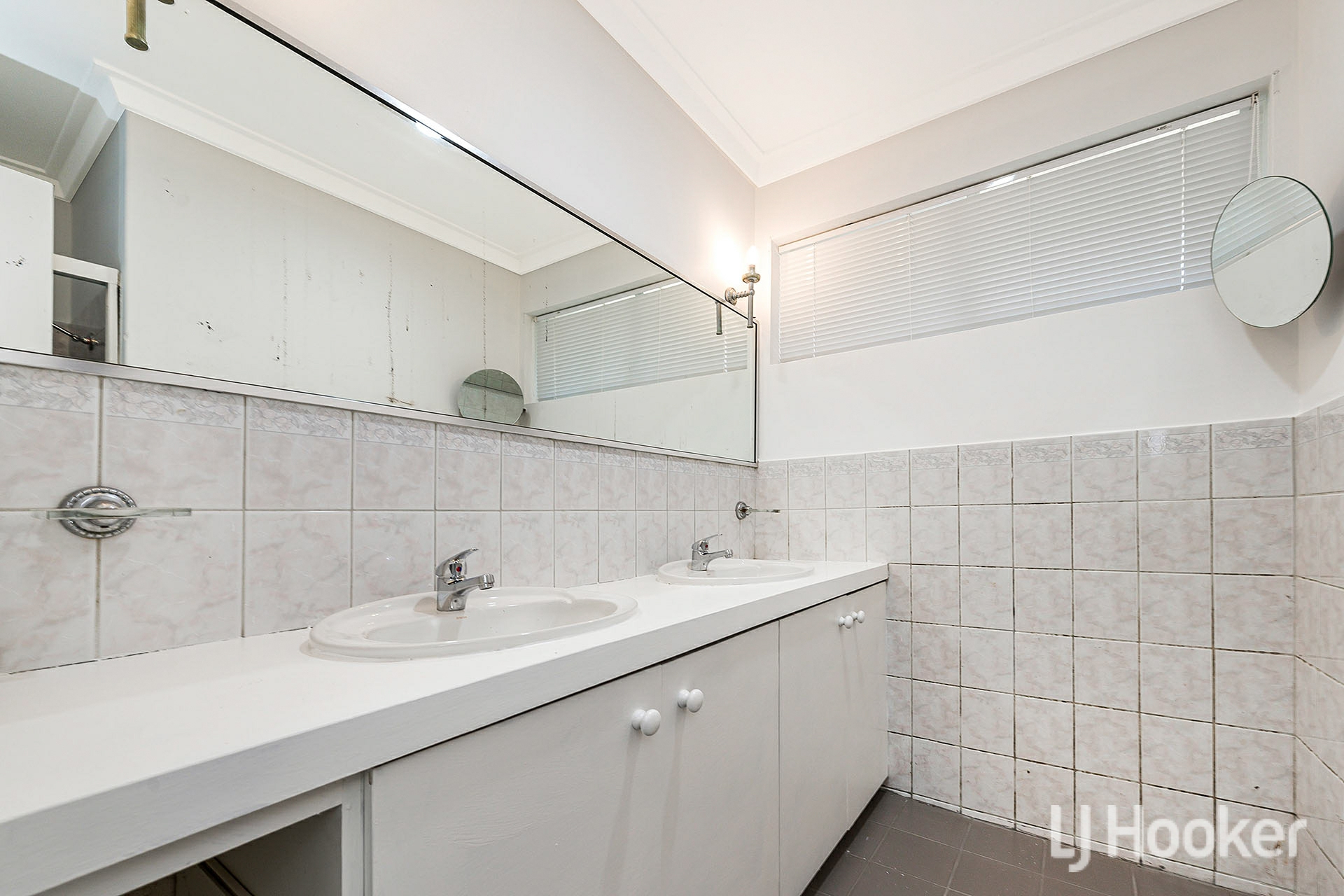 12 Tomlinson Place, ARMADALE