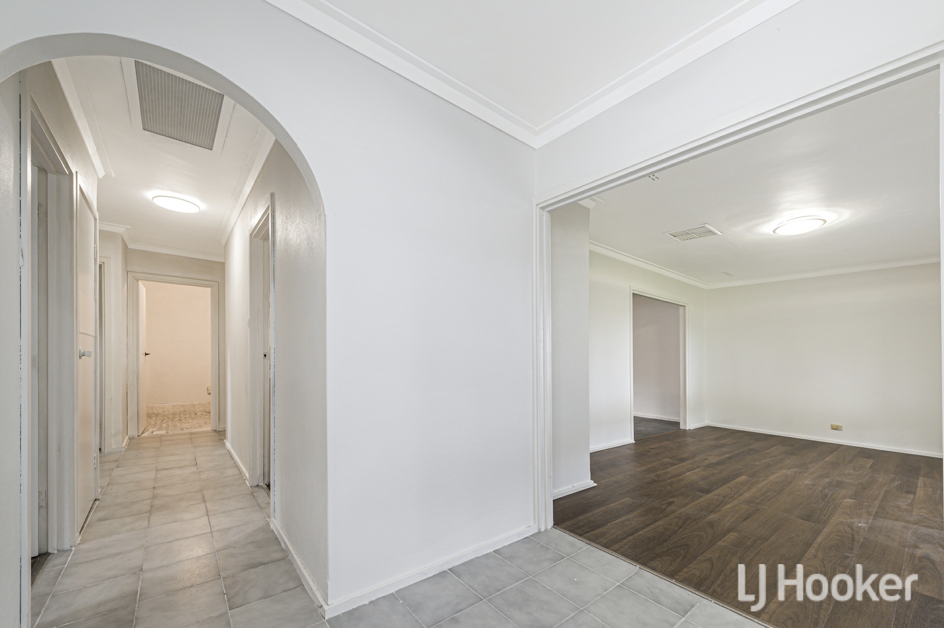 8 Cassidy Road, THORNLIE