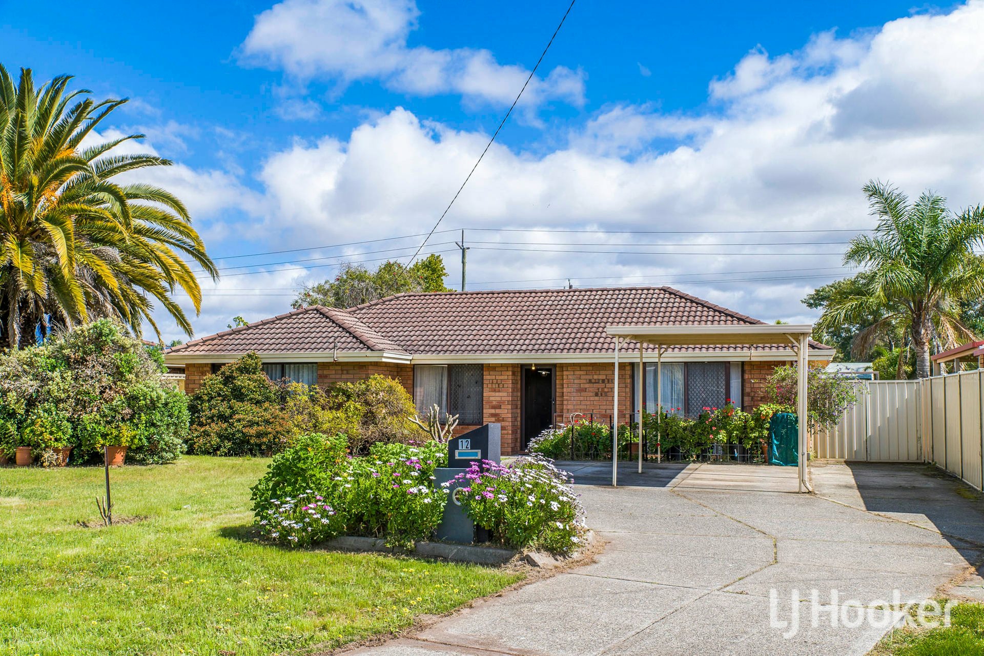 12 Moonstone Place Gosnells WA