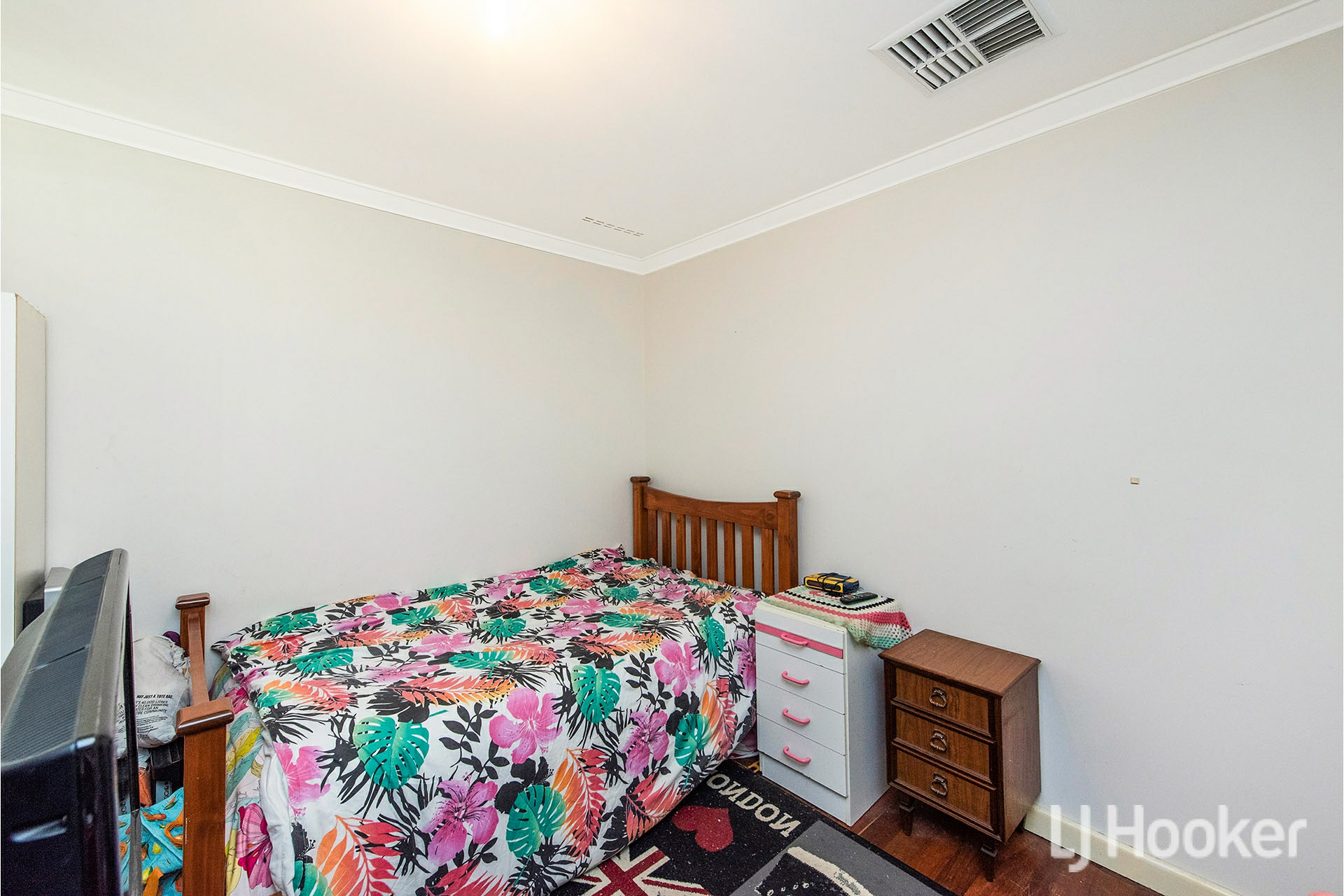29 Percy Street — photo 8 of 14