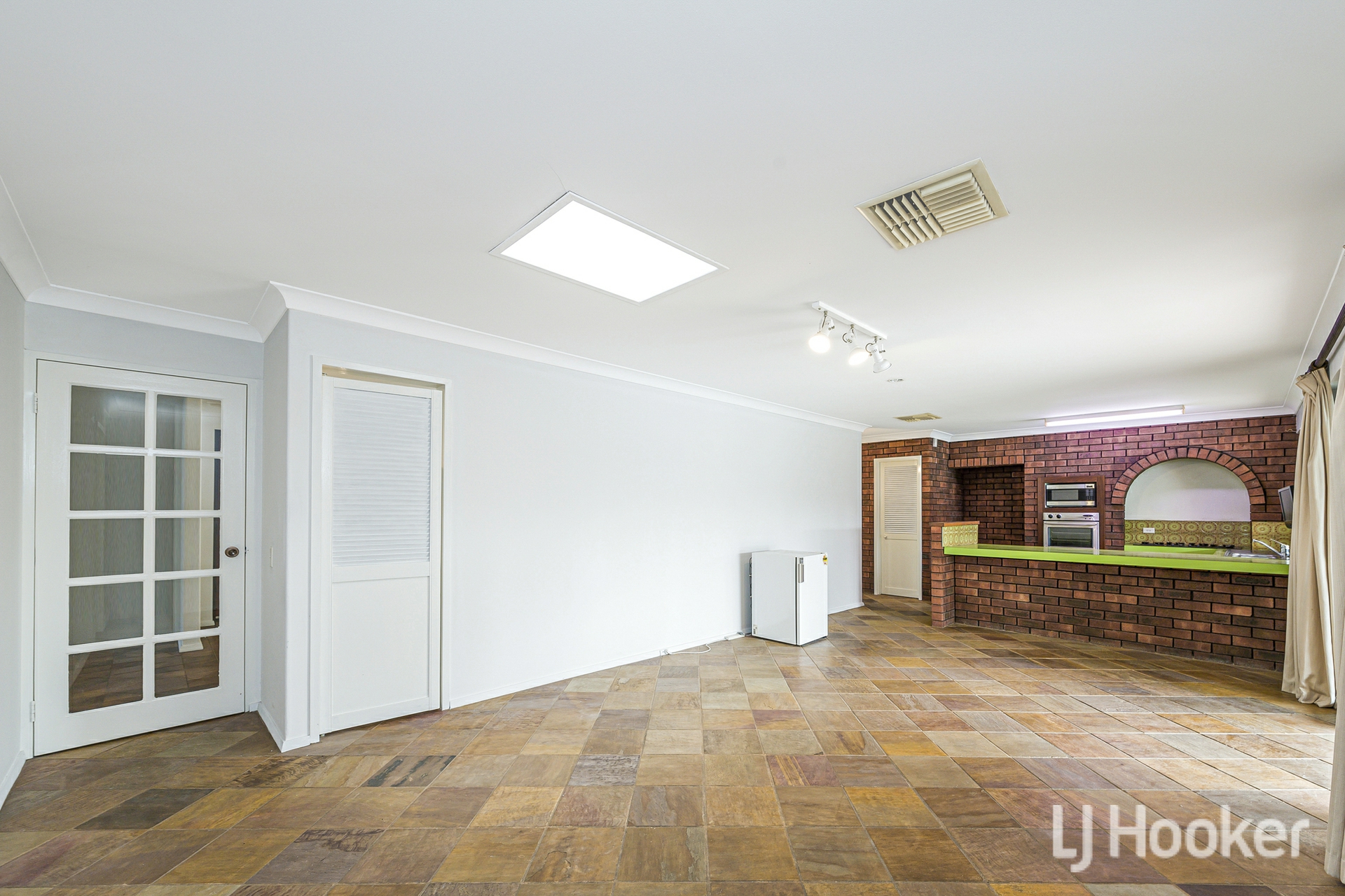 13 Mercer Place — photo 8 of 29
