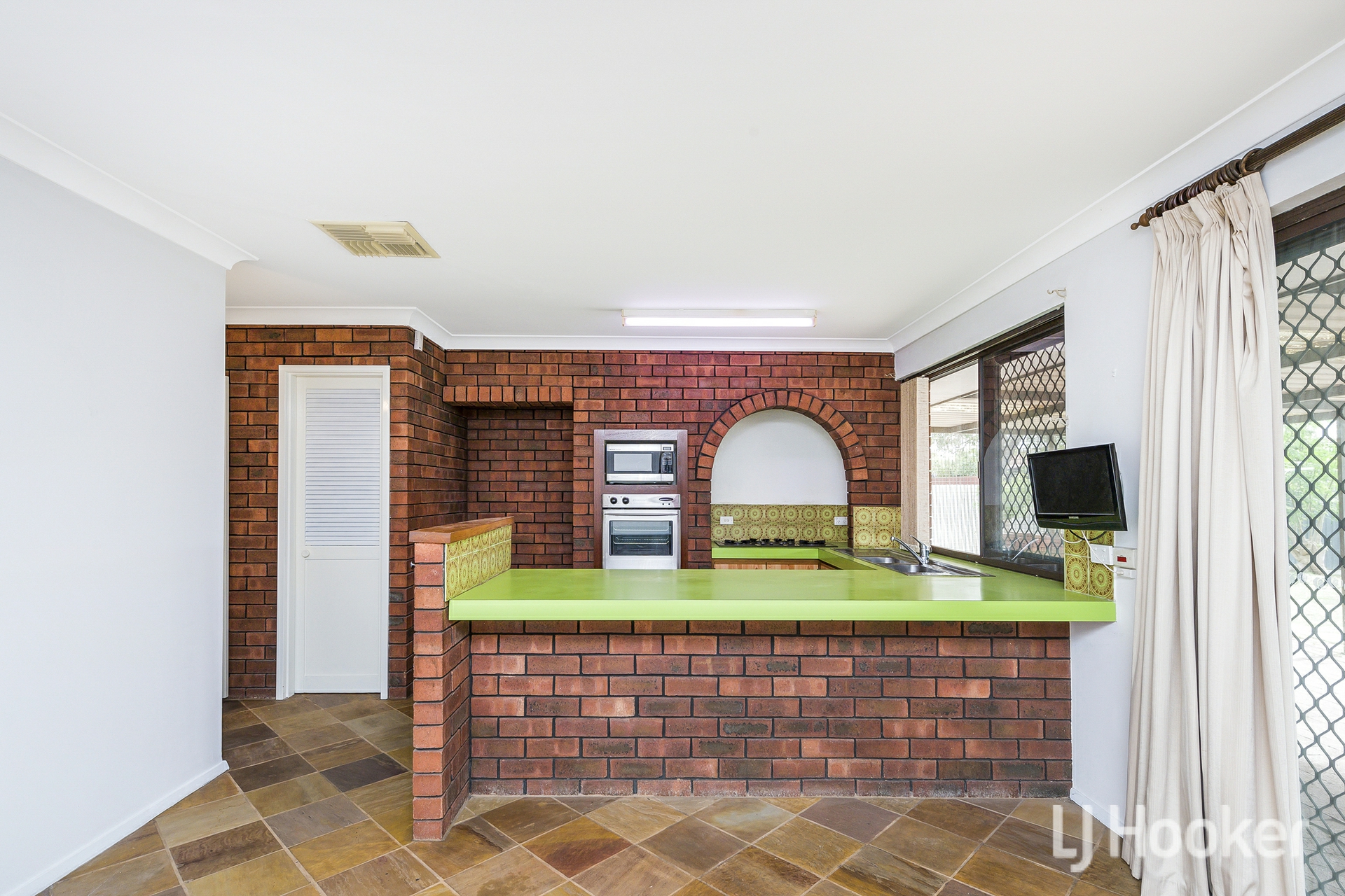 13 Mercer Place — photo 9 of 29