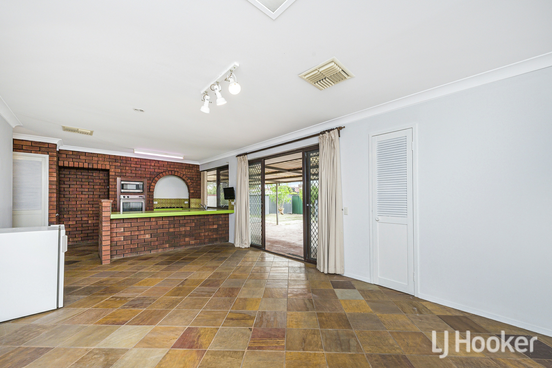 13 Mercer Place — photo 11 of 29