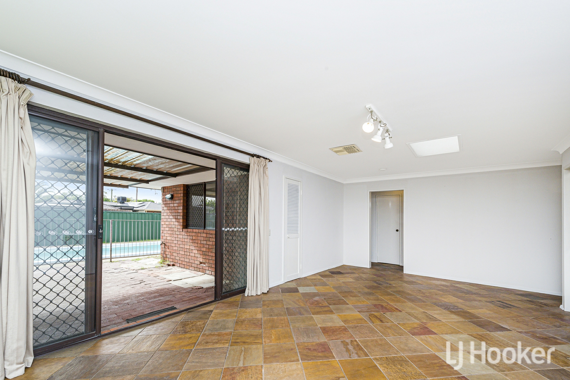 13 Mercer Place — photo 12 of 29