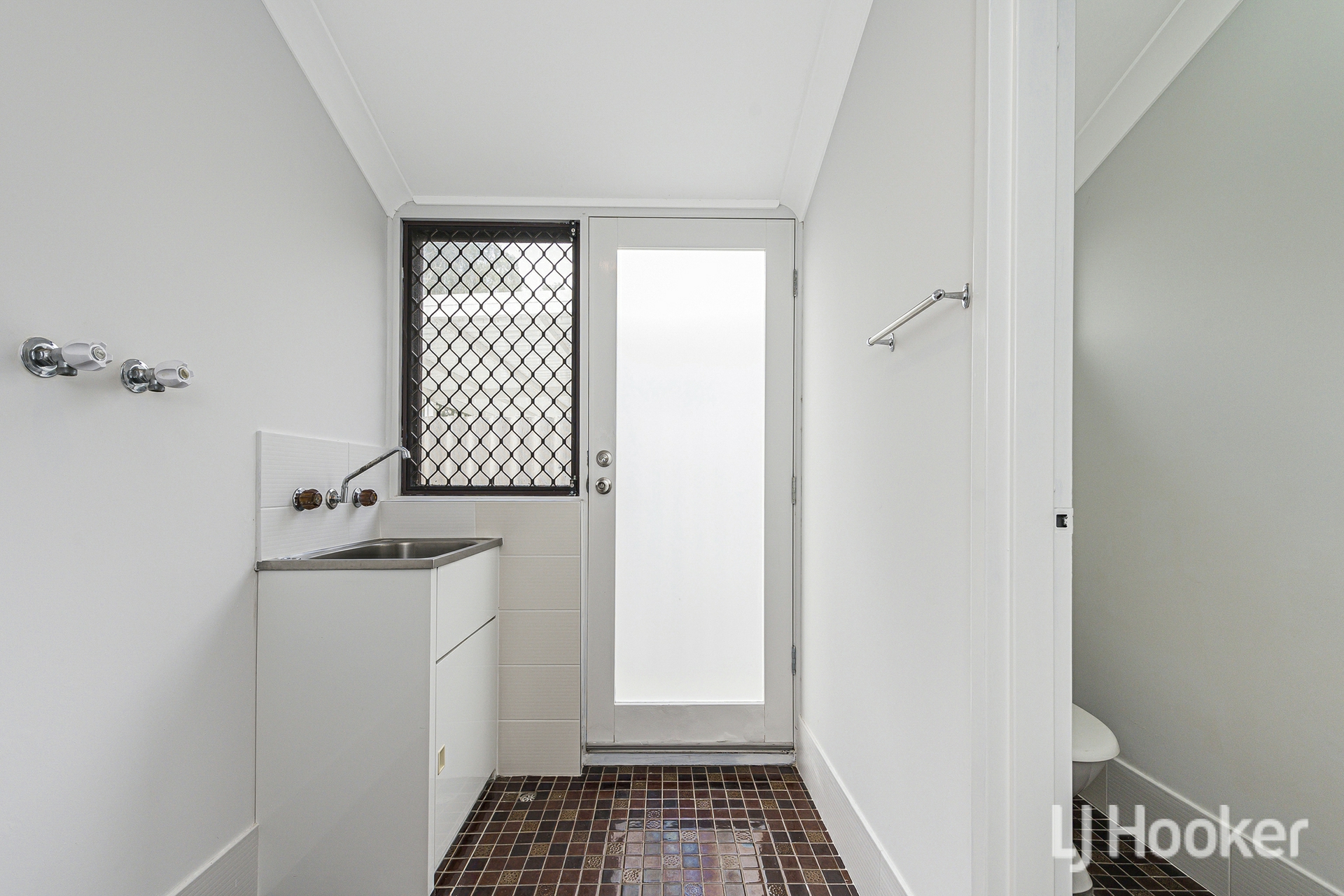 13 Mercer Place — photo 22 of 29