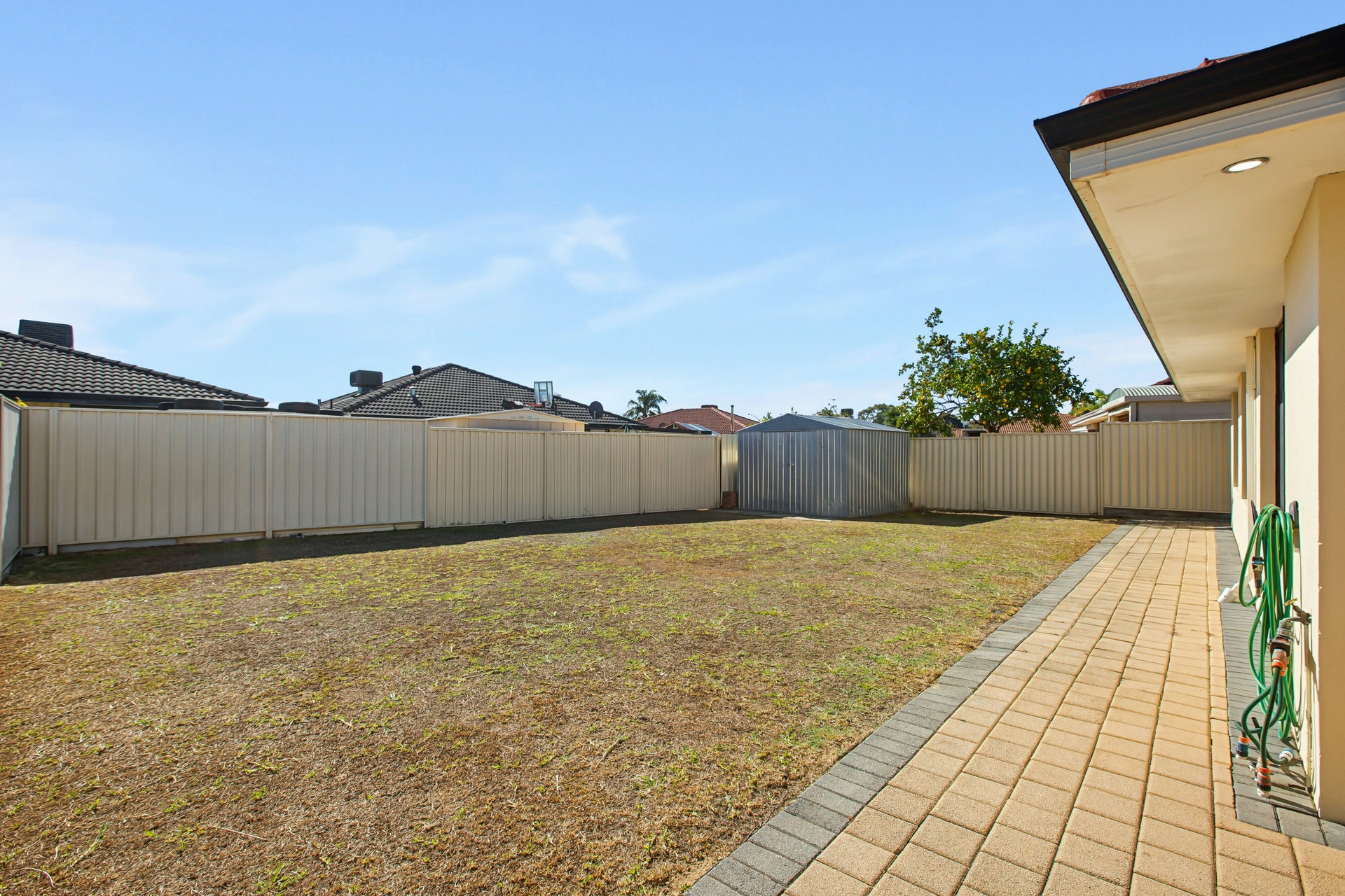 6 Trayner Close — photo 21 of 24