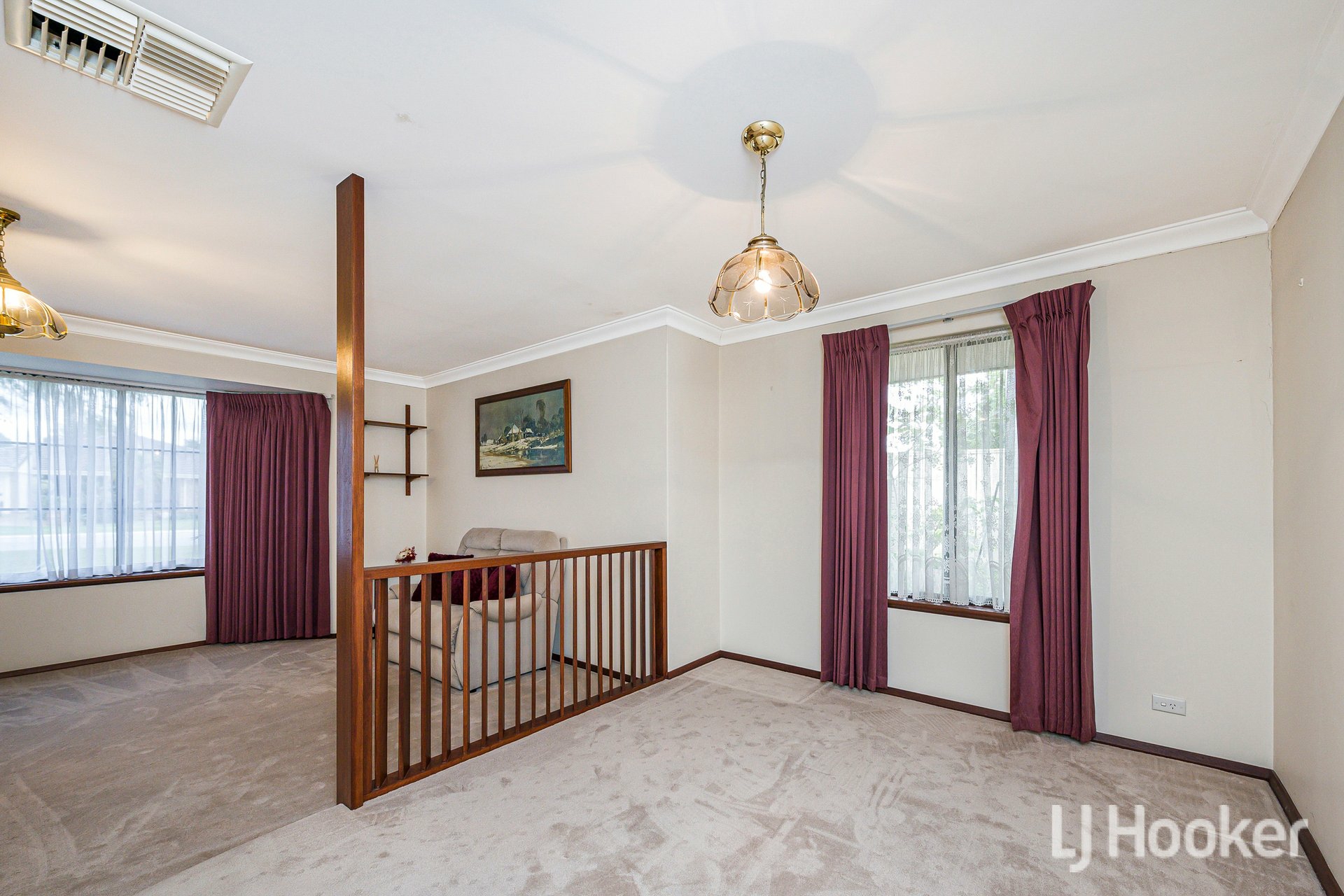 13 Crest Court — photo 5 of 29