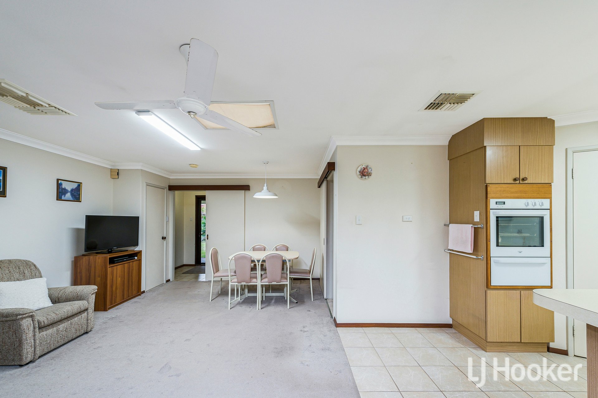 13 Crest Court — photo 15 of 29