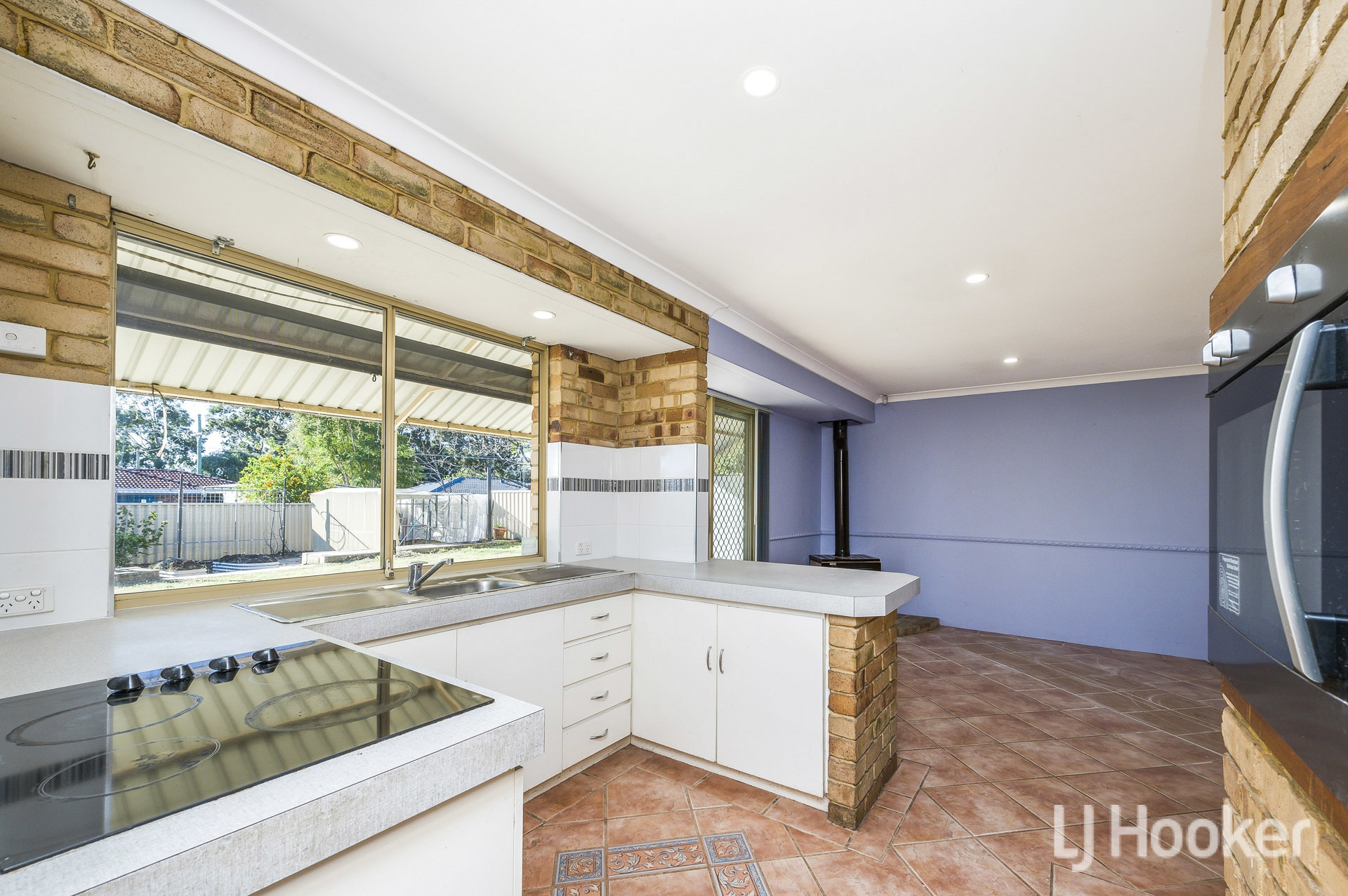 40 Swingler Way — photo 8 of 24