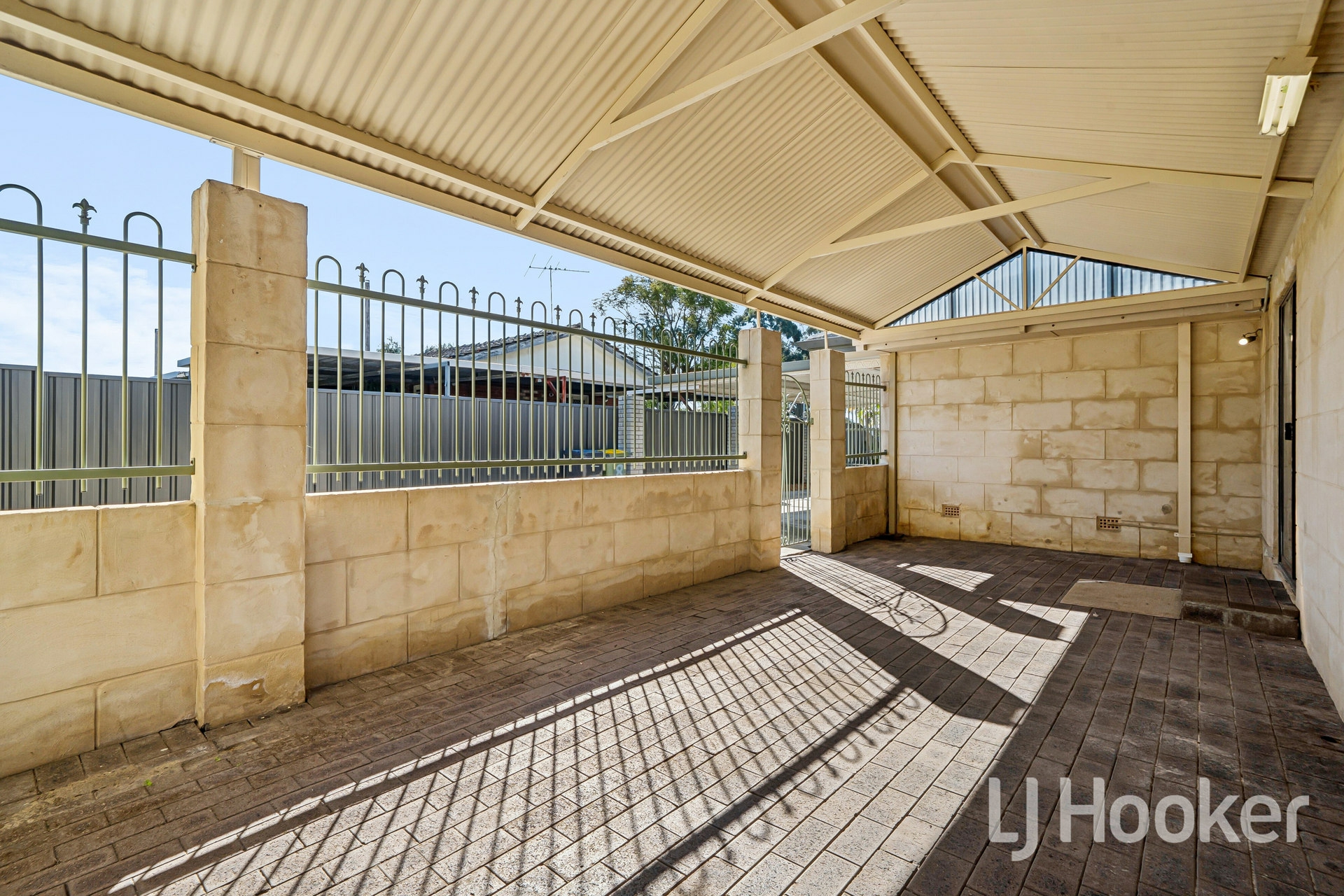 8 Norbury Way — photo 22 of 27