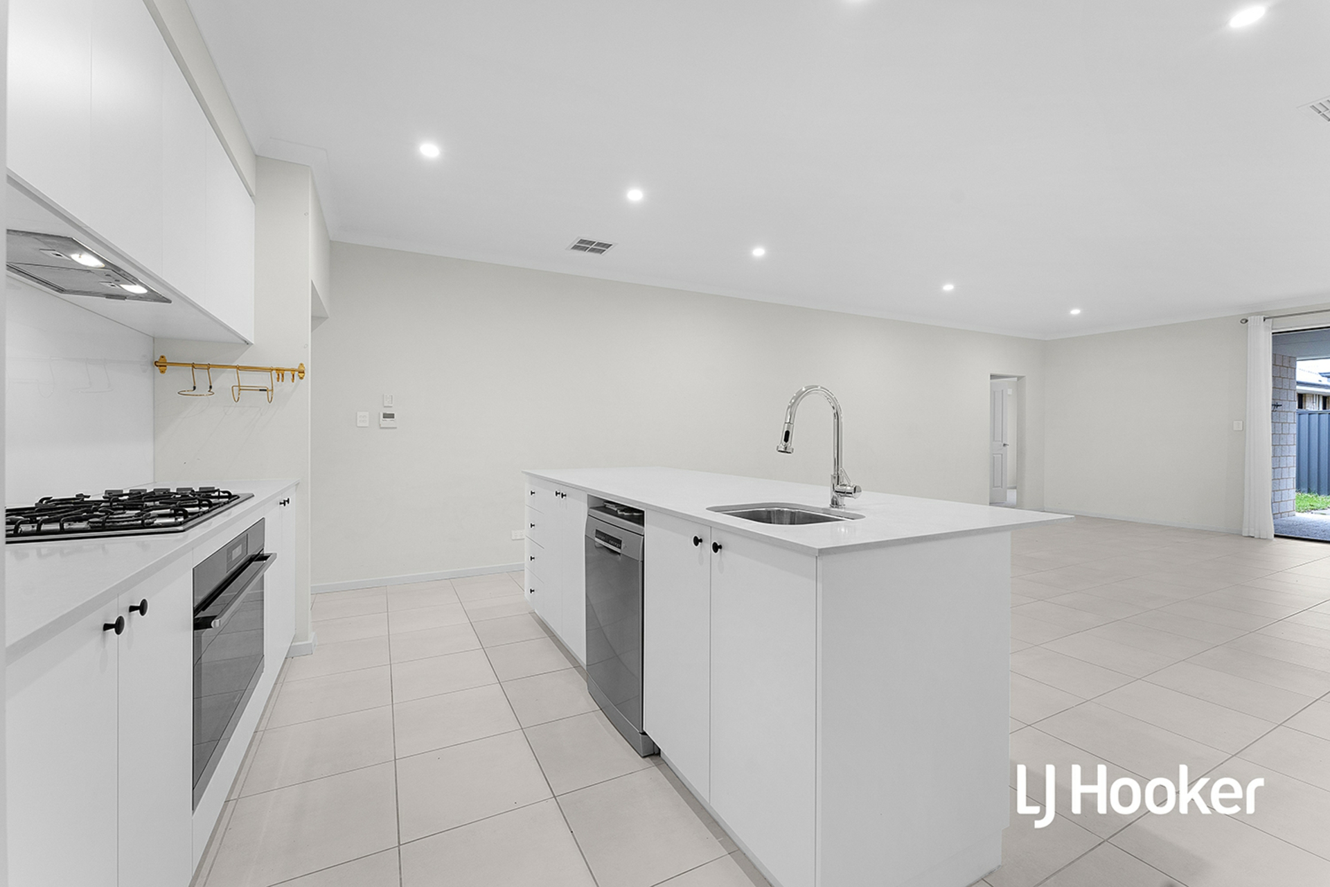 24 Irenic Road — photo 6 of 26