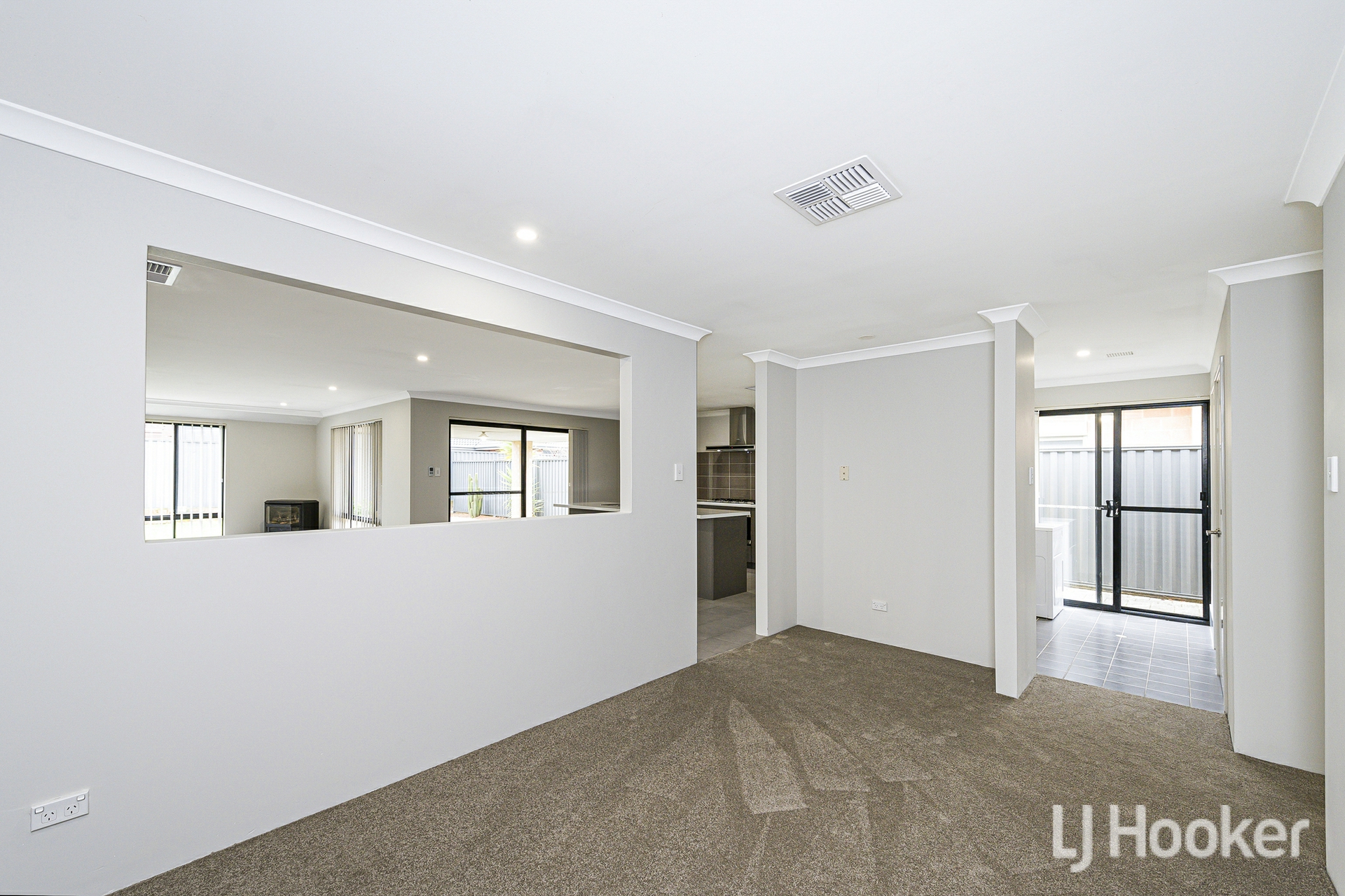 11 Tourmaline Boulevard — photo 16 of 30