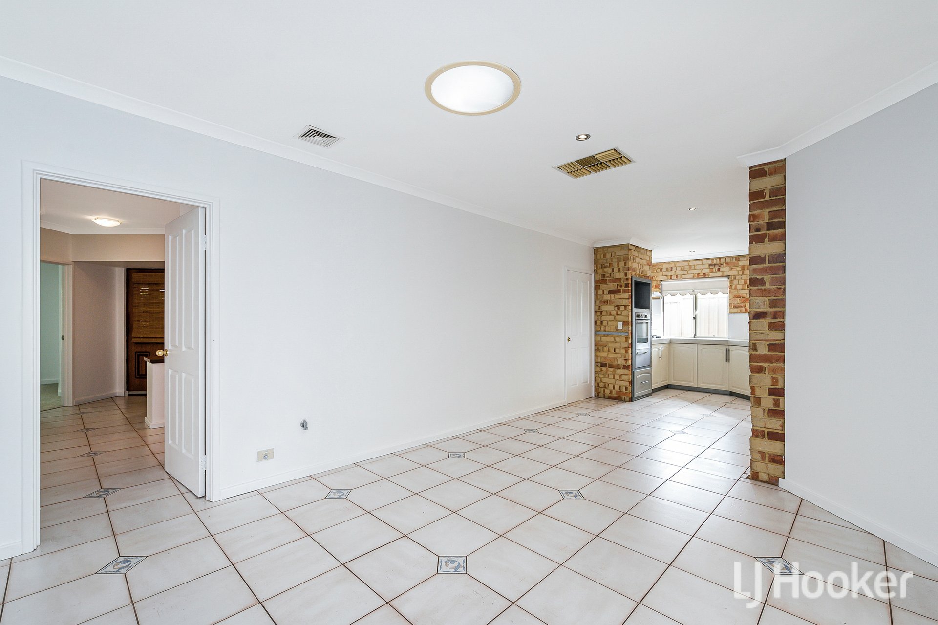 9 Bluegum Road — photo 6 of 29