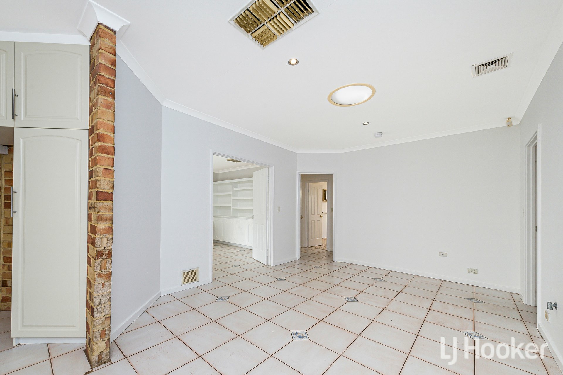 9 Bluegum Road — photo 10 of 29
