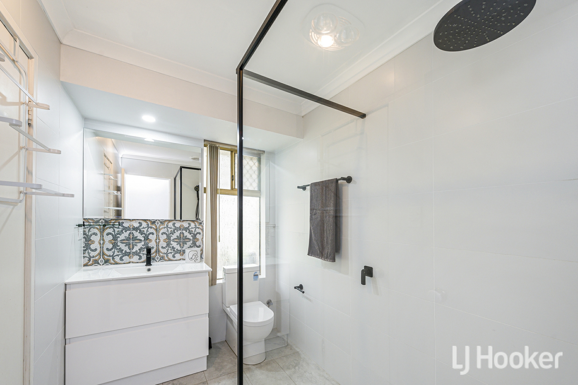 8B Vine Court — photo 17 of 26