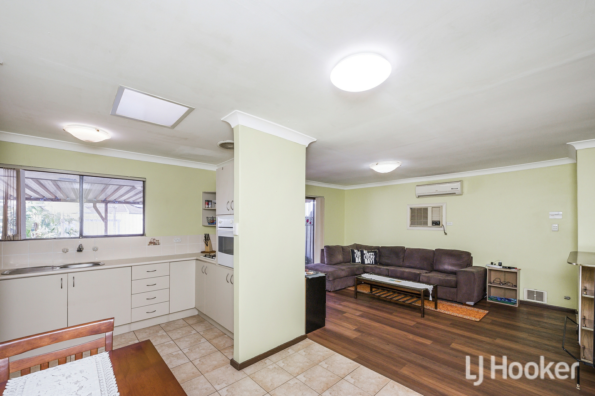 8 Delbridge Drive — photo 4 of 21