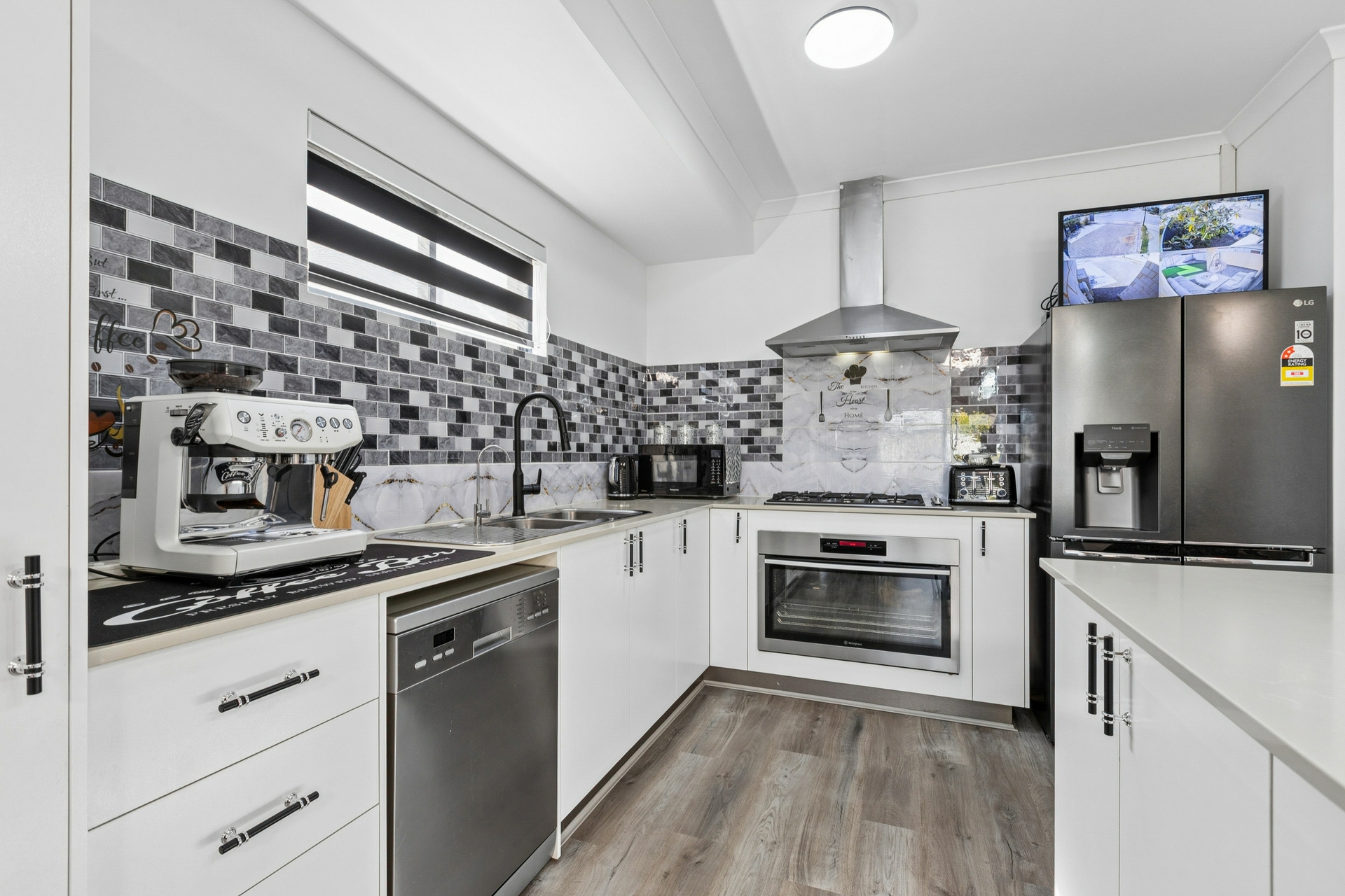 21 Lexington Avenue — photo from LJ Hooker Thornlie | Canning Vale