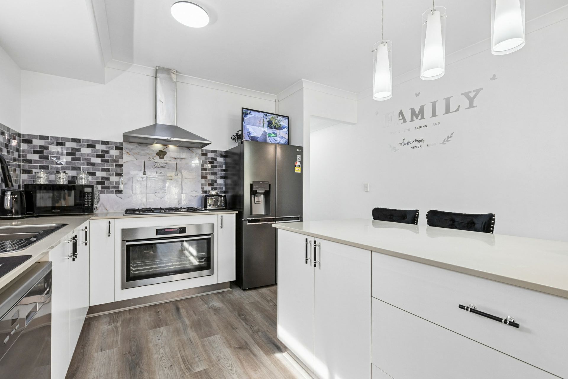 21 Lexington Avenue — photo 4 of 25