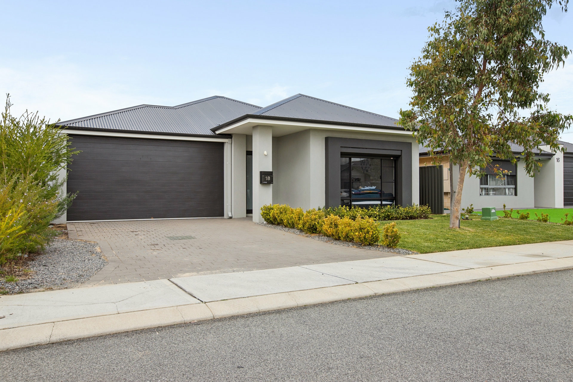 18 Quadrant Parkway — photo from LJ Hooker Thornlie | Canning Vale