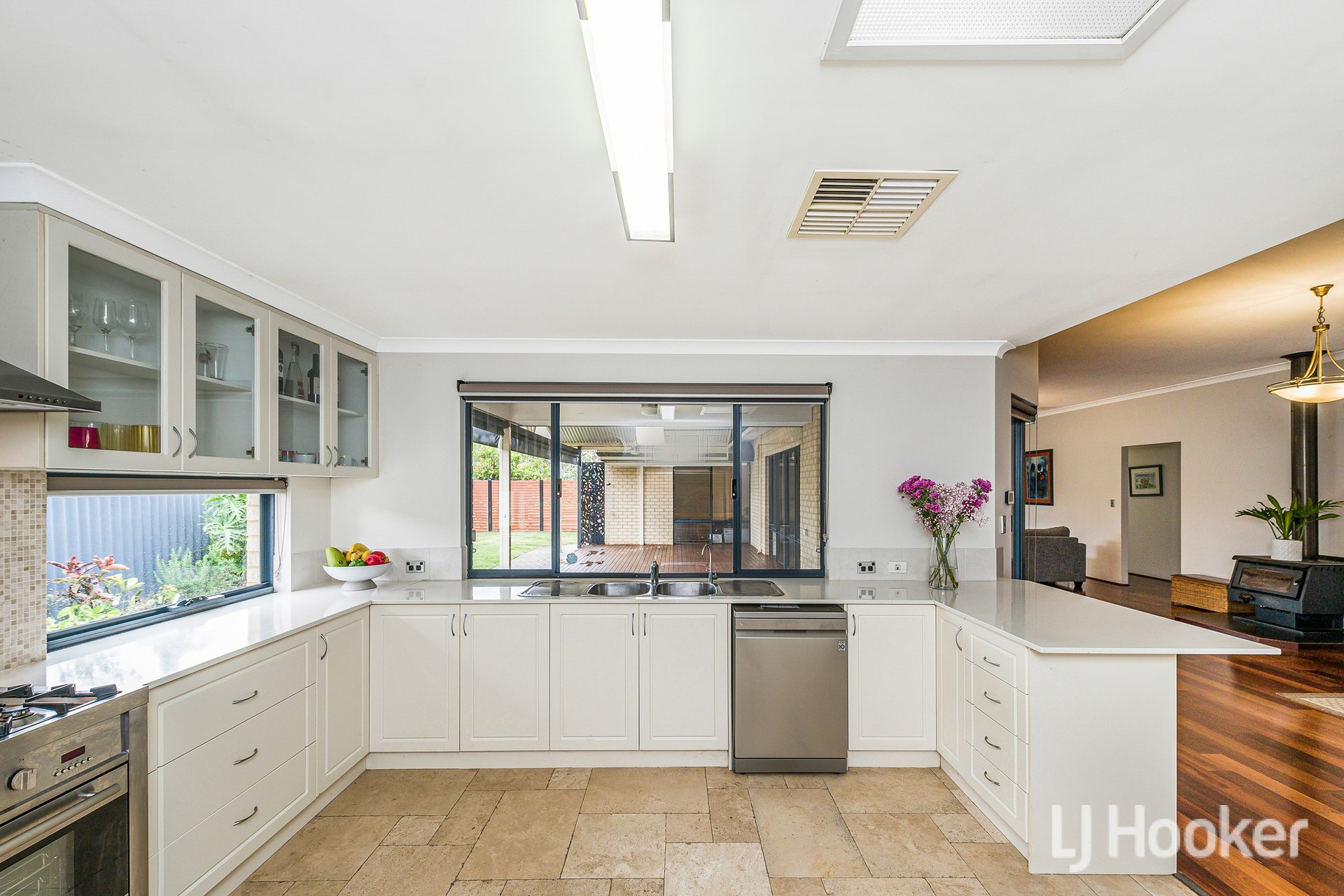 434 Spencer Road — photo 8 of 30