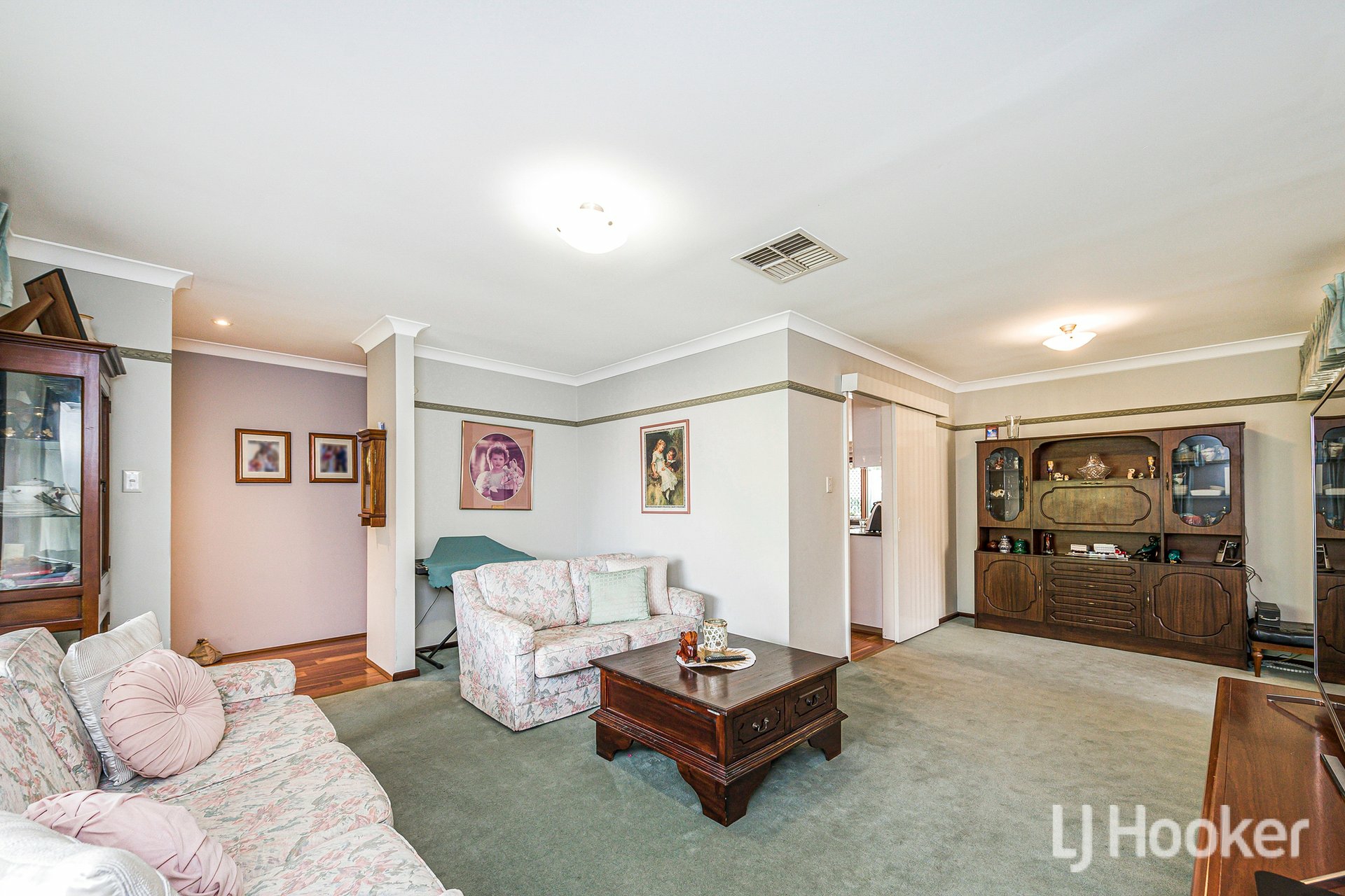 24 Sovereign Drive — photo 4 of 28