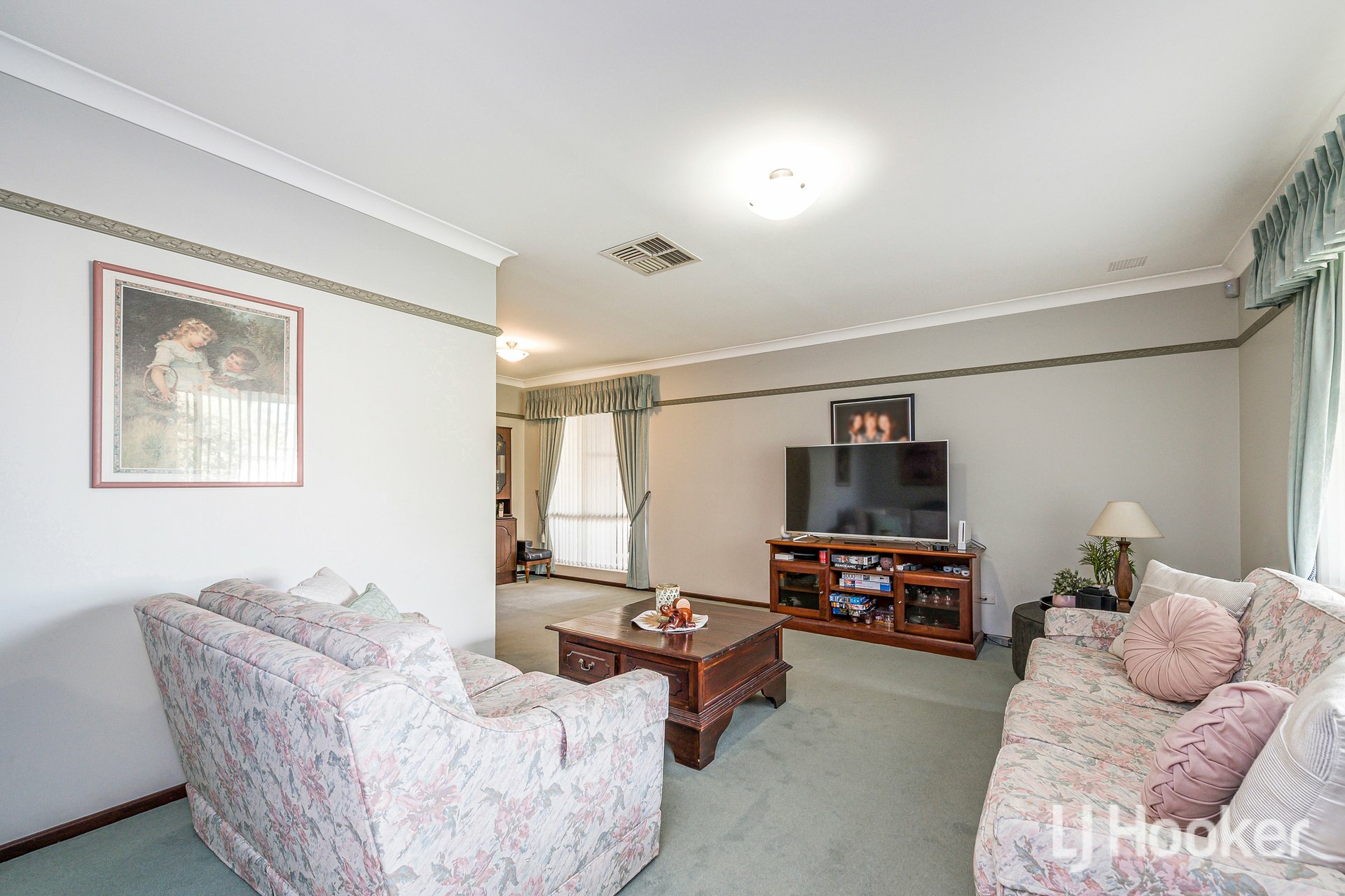 24 Sovereign Drive — photo 6 of 28