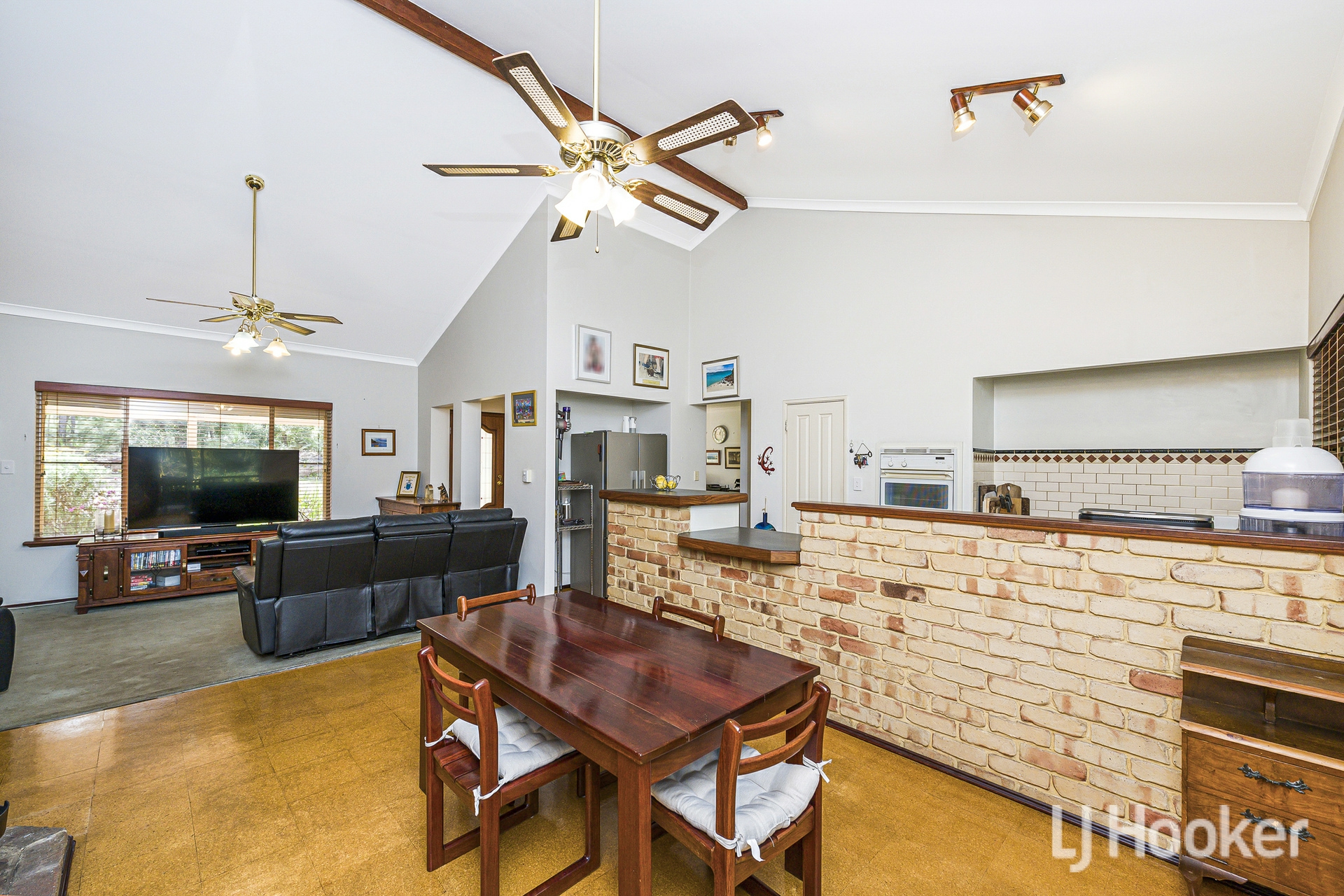 169 Versteeg Grove — photo 6 of 30