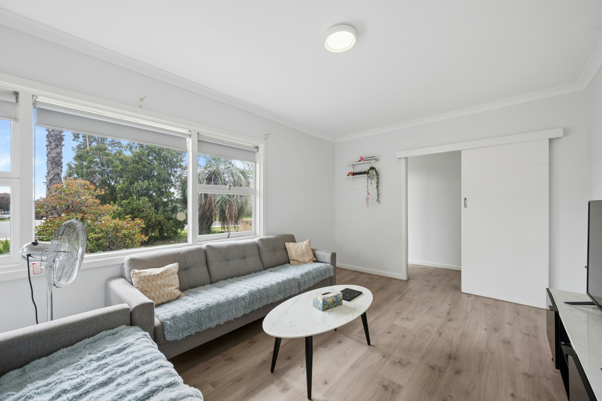 50B Spring Road — photo 4 of 10